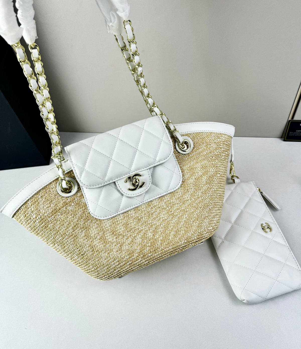 B1R86C1 Fashion woven bag
