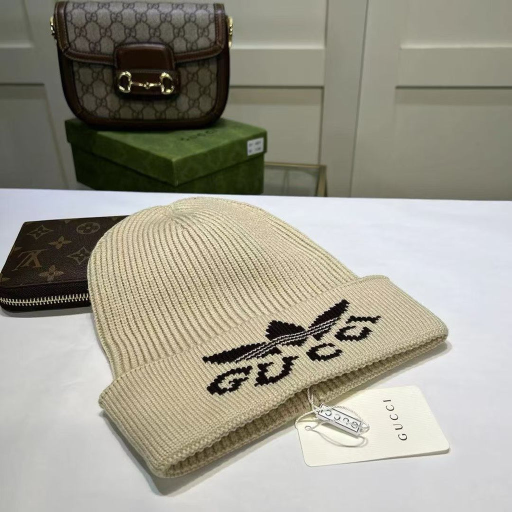 M1R86B41 Fashion hats