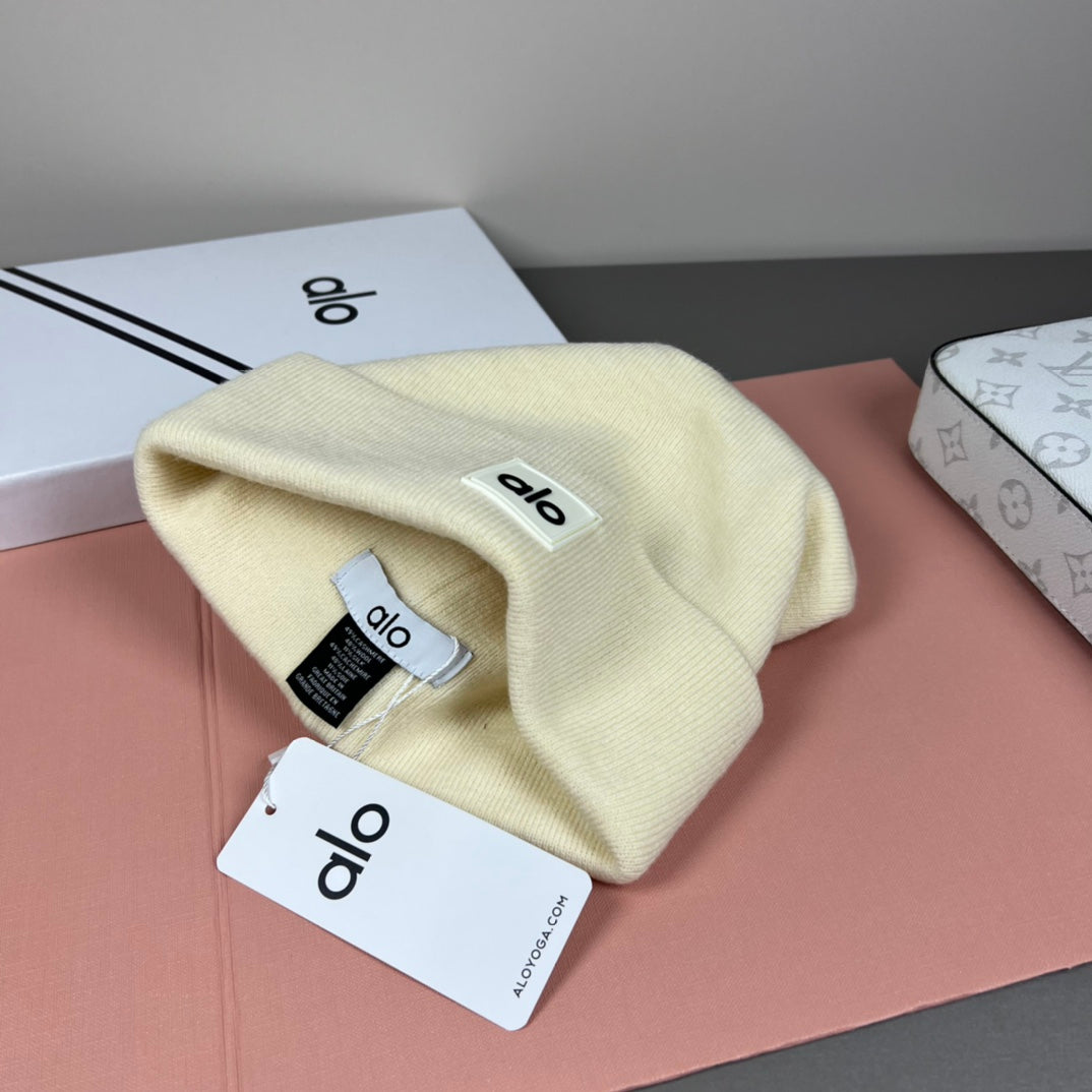 M1R96A30 Fashion hats
