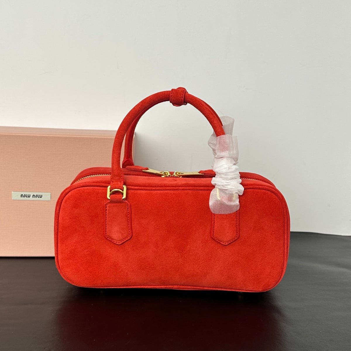 146PA153B Popular leather bags