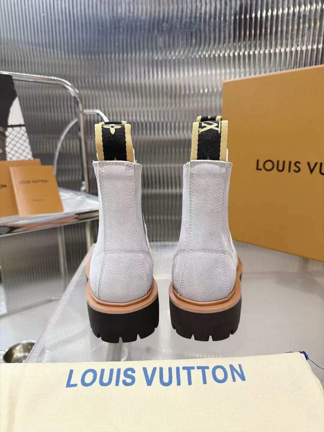 Z2P96E1 Popular high-quality leather shoes