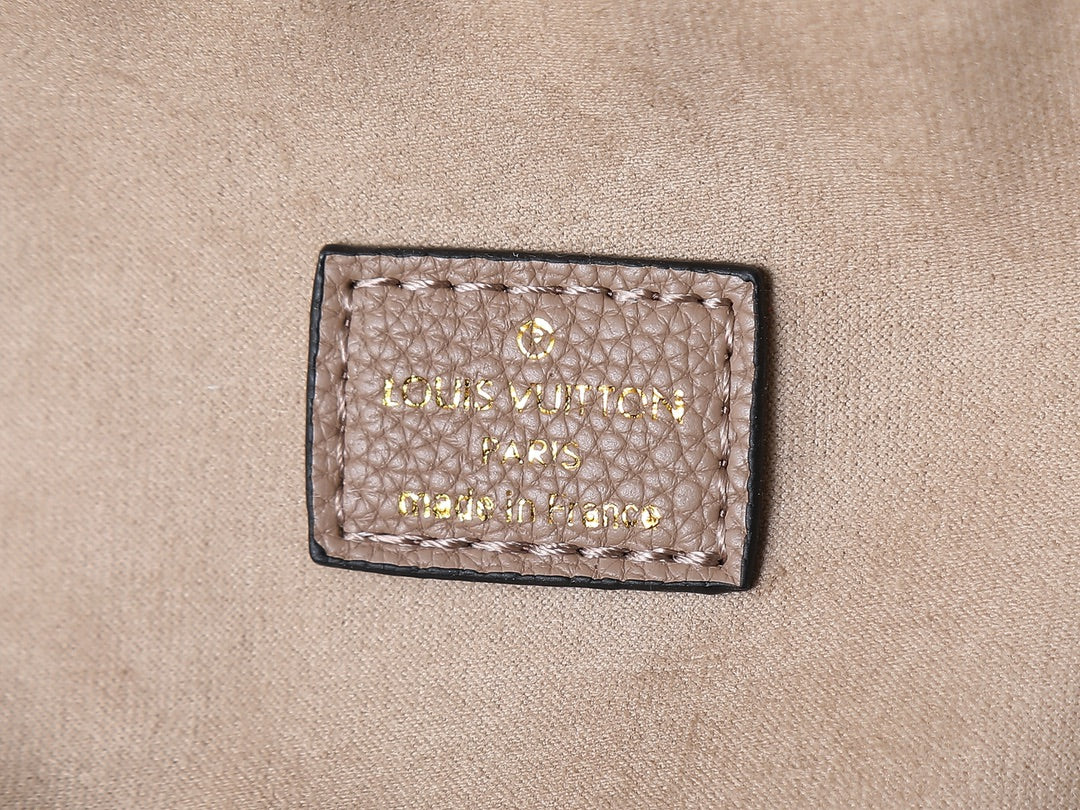 B1P76E2 Fashion leather bag