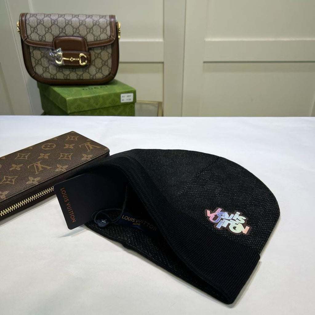 M1R86E50 Fashion hats