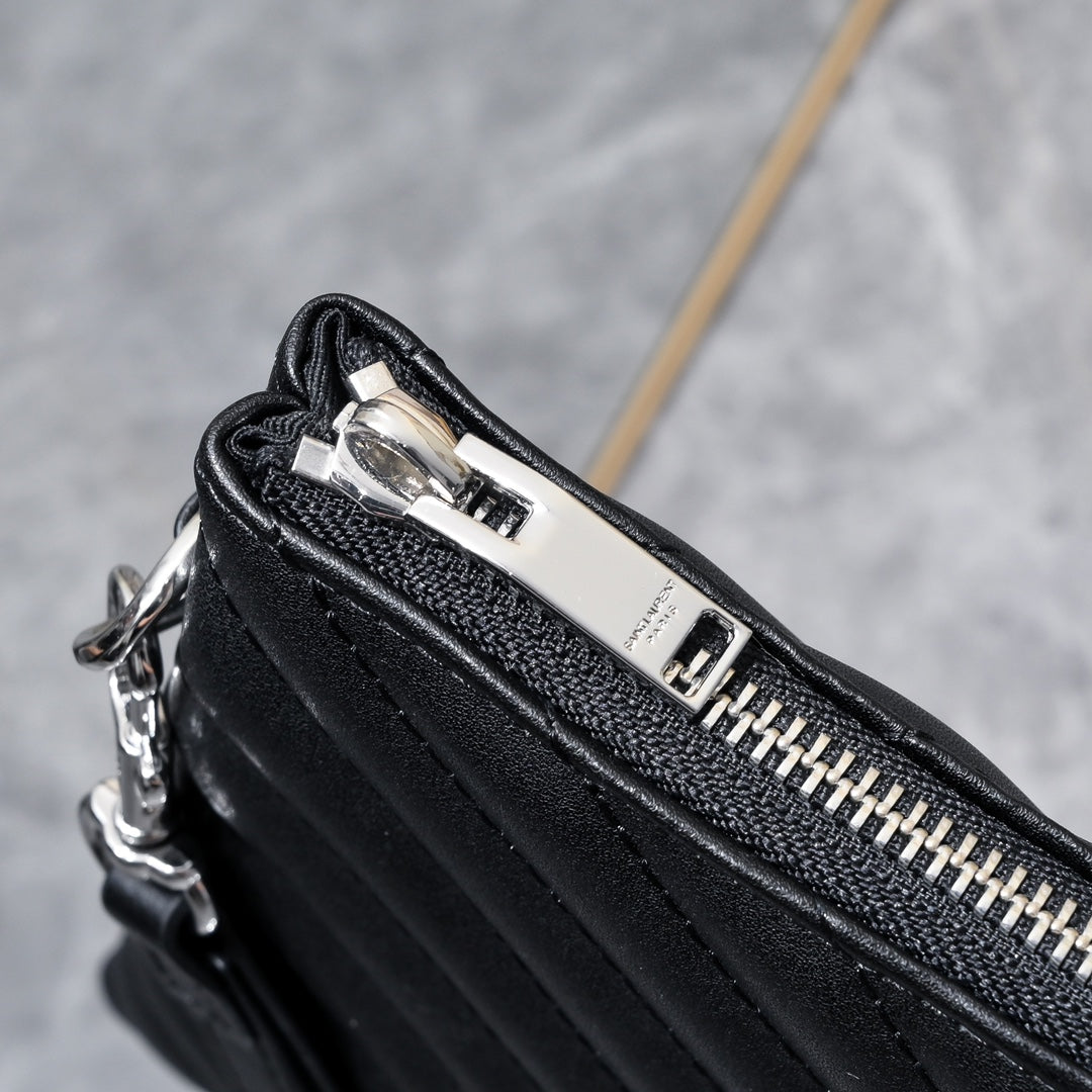 156XSL28B Popular leather bag
