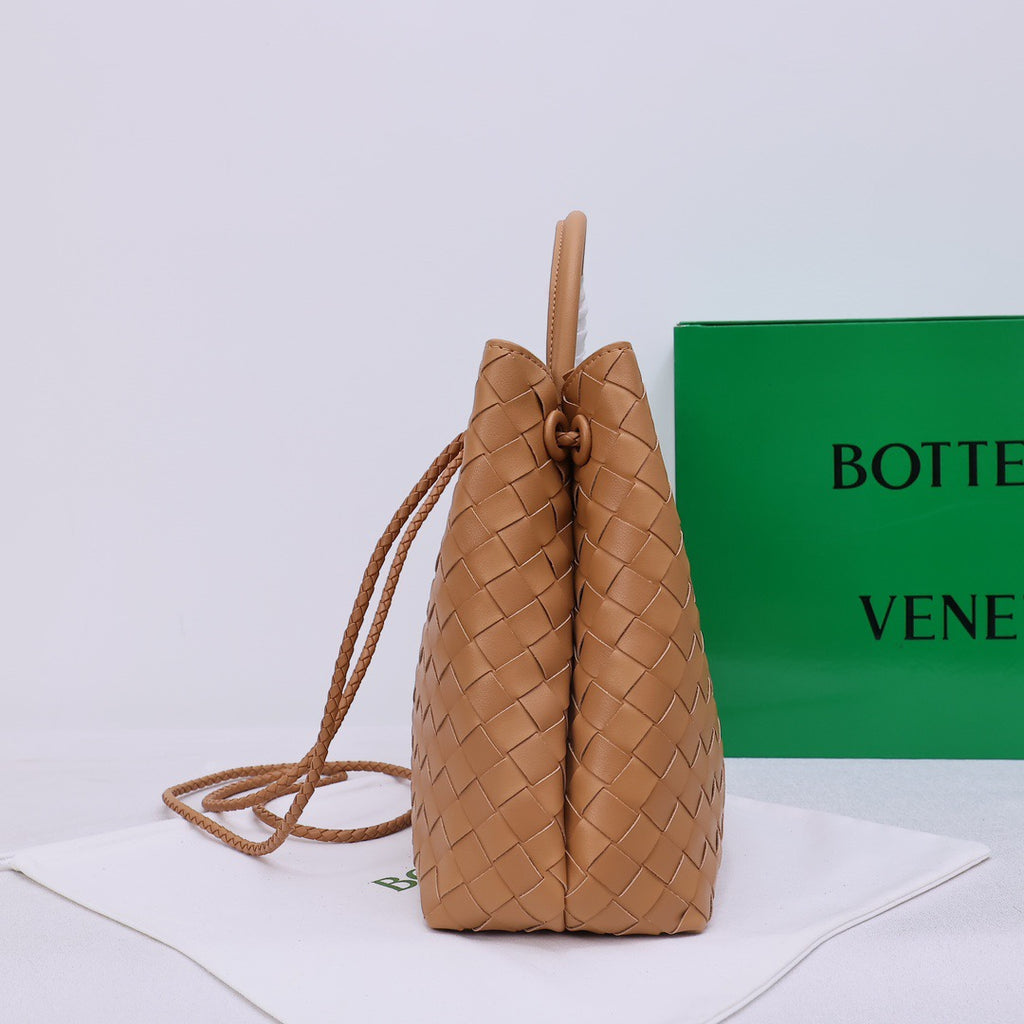 B1X66A35 Fashion high-quality leather bag