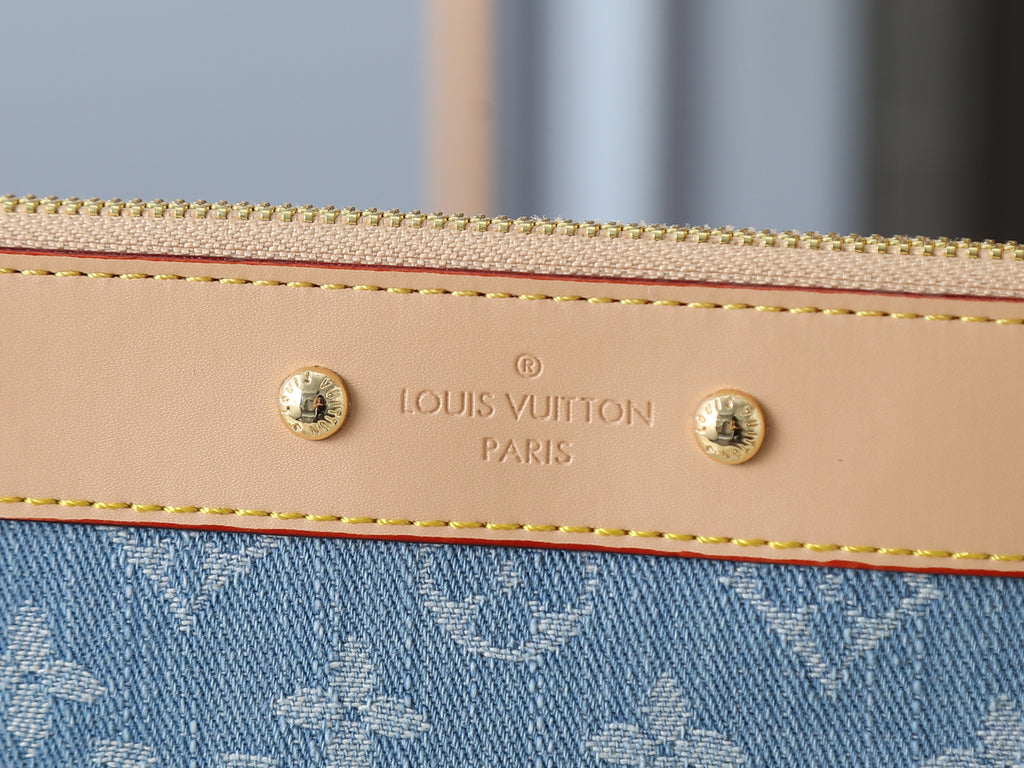B1R76E55 Fashion bag
