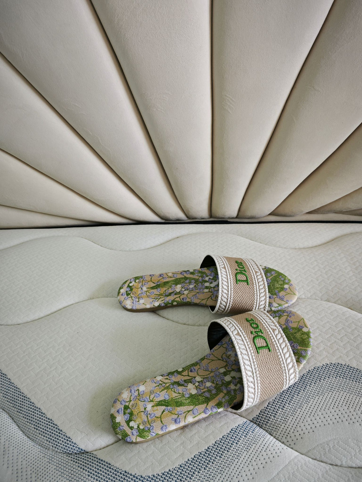 Z2R76D4 Fashion high-quality Shoes