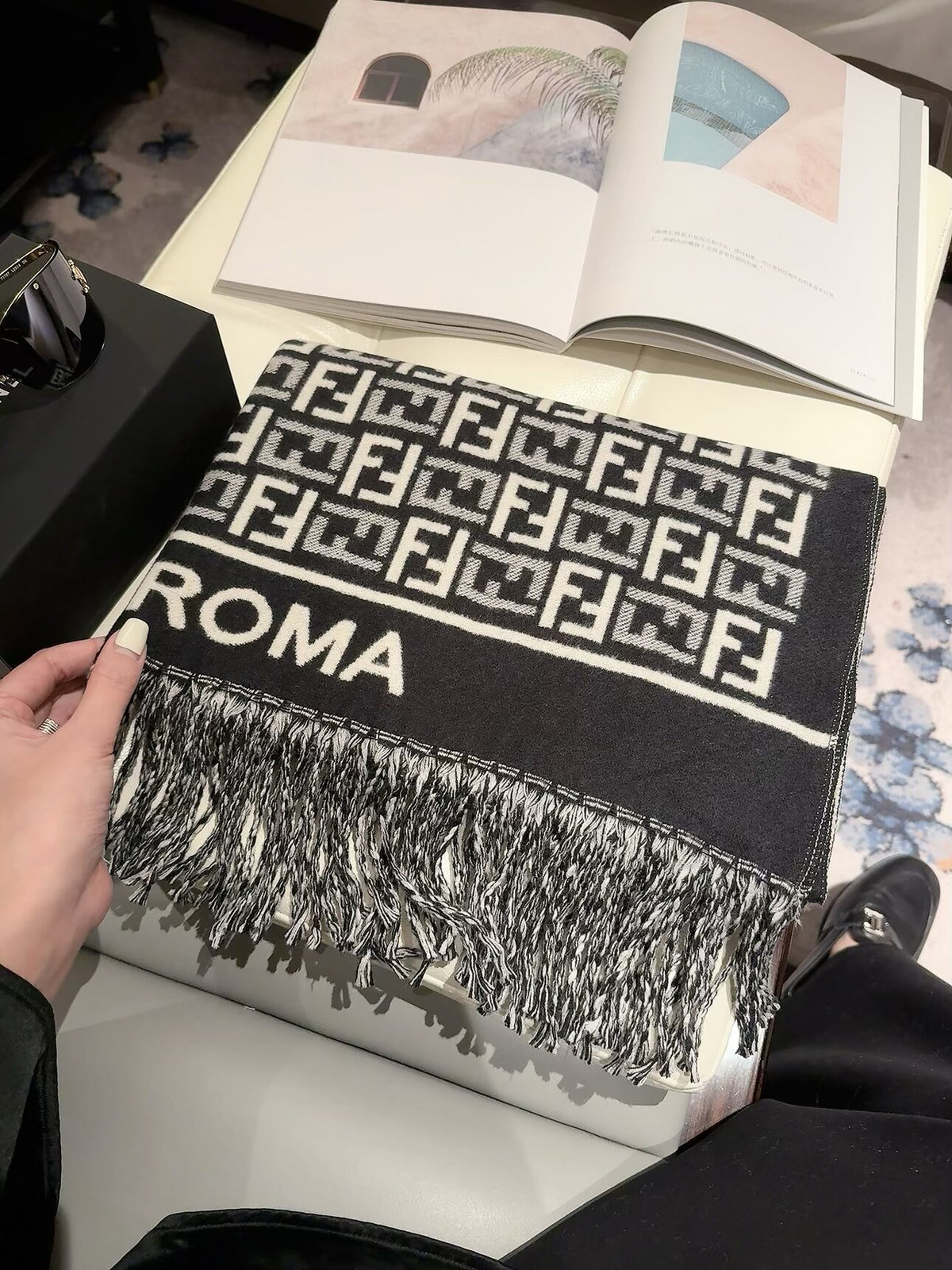 W1R86F104 Popular Winter Scarves
