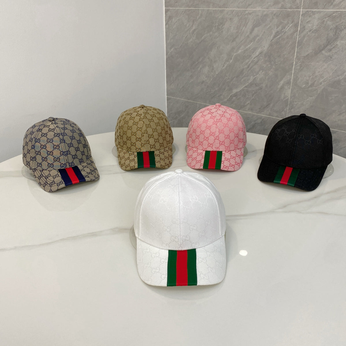 M1R86B131 Popular hats