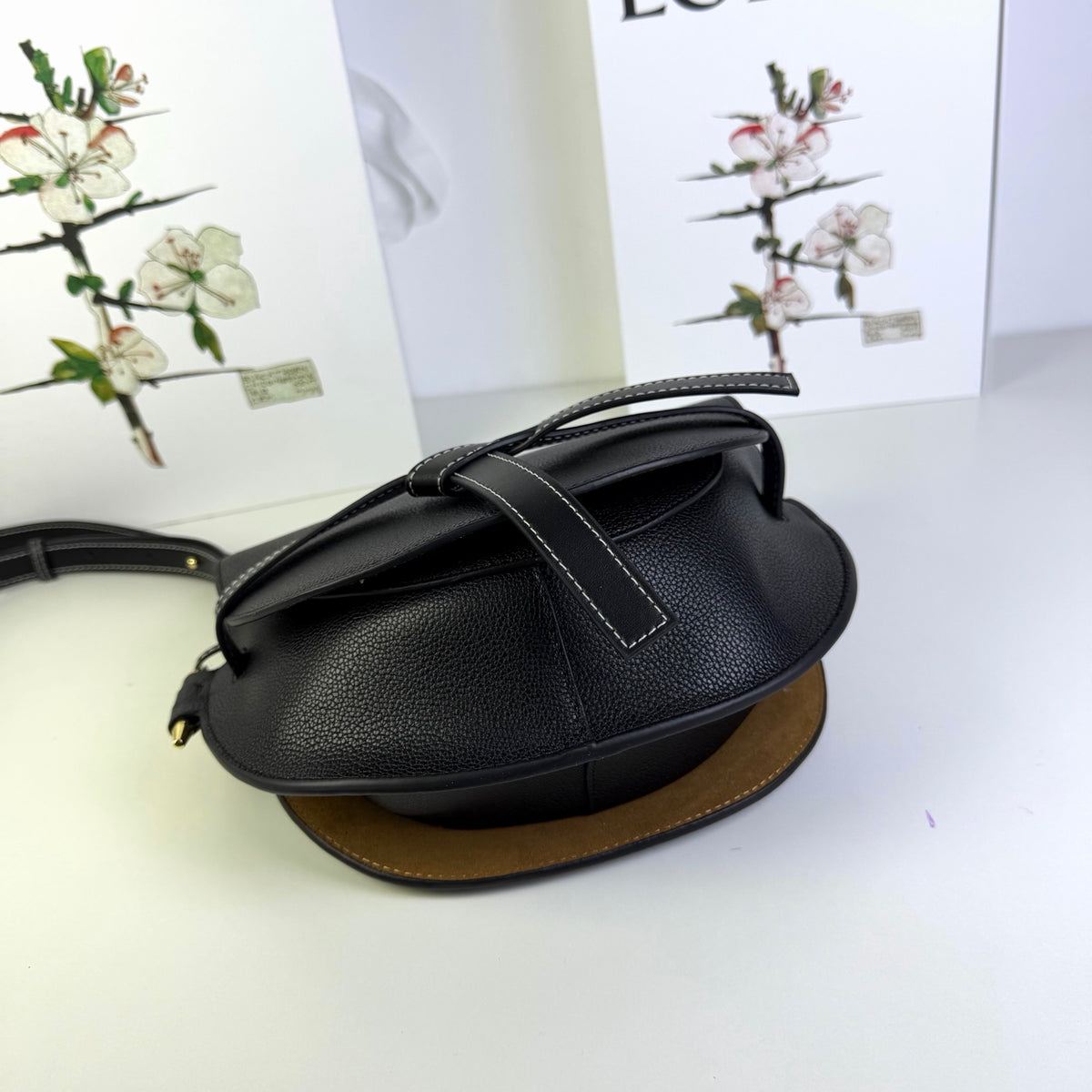 B1R76A27 Popular  leather bag