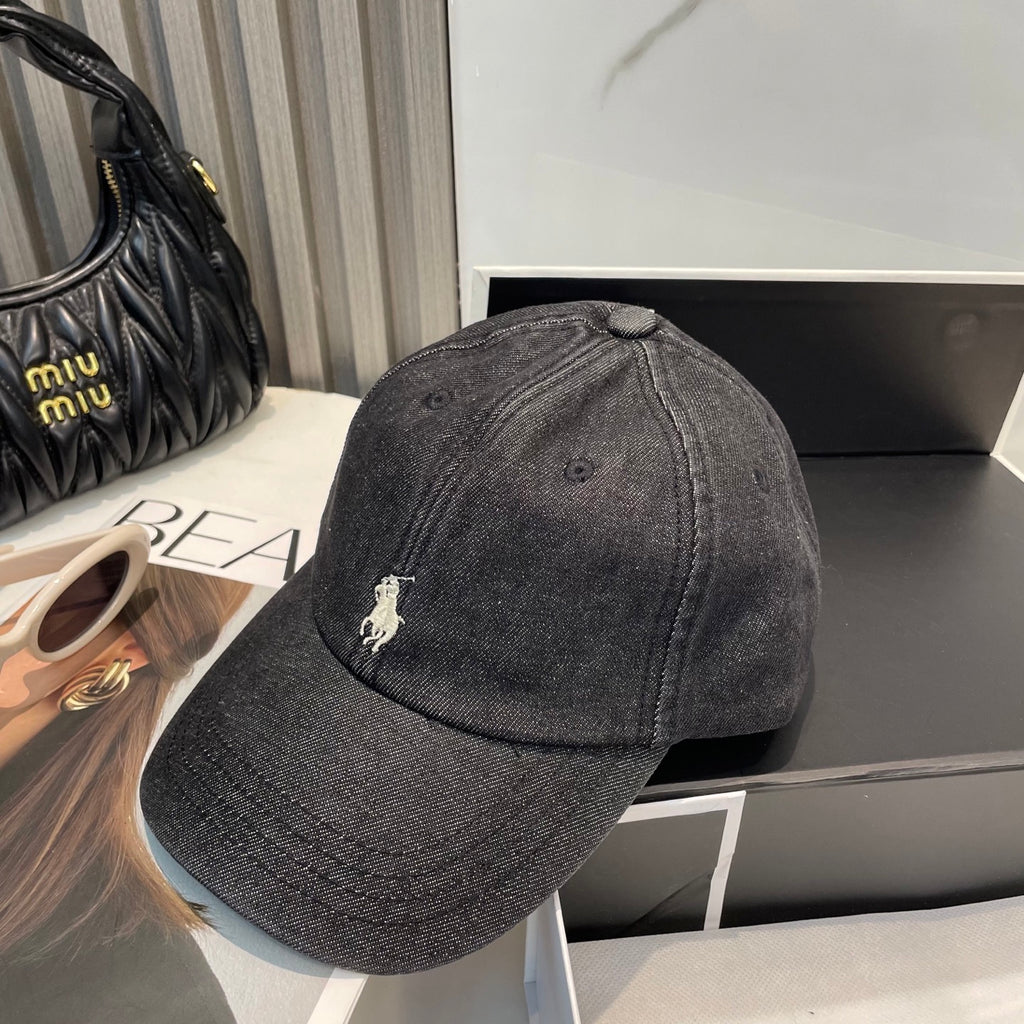 M1Q105A104 Popular hats