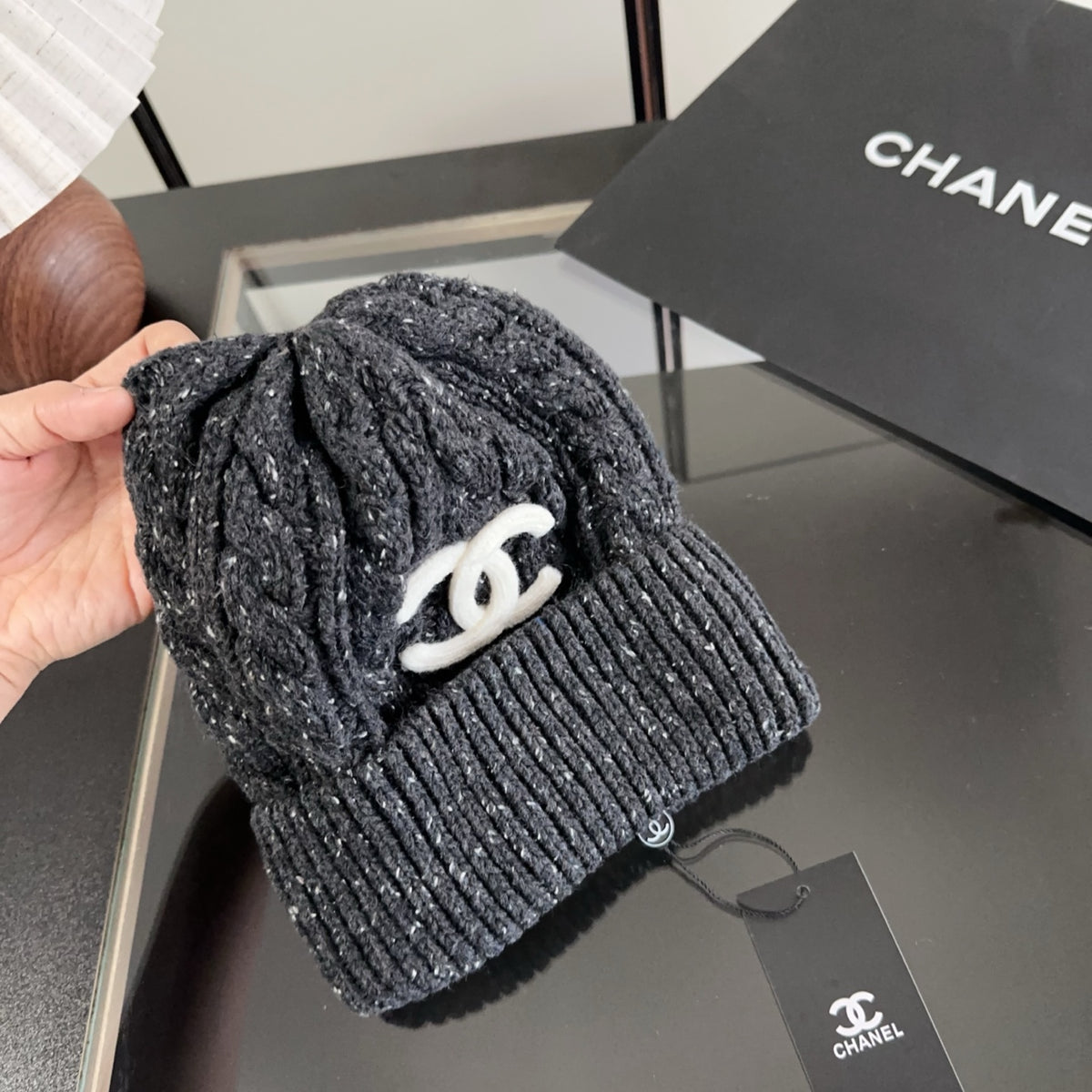 M1R86C23 Fashion hats