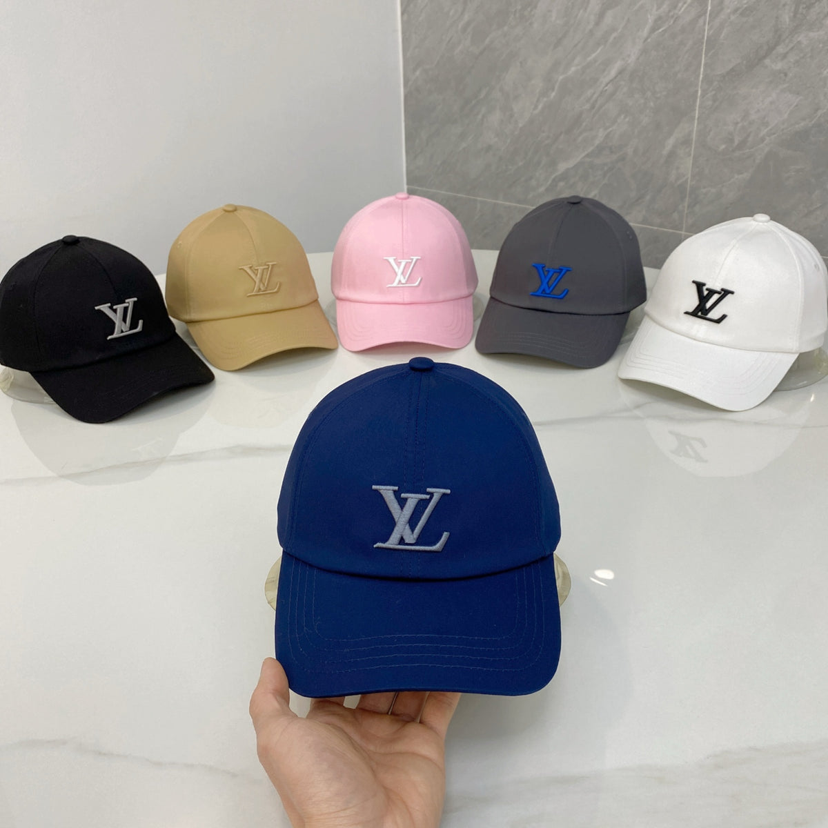 M1R86E129 Fashion hats