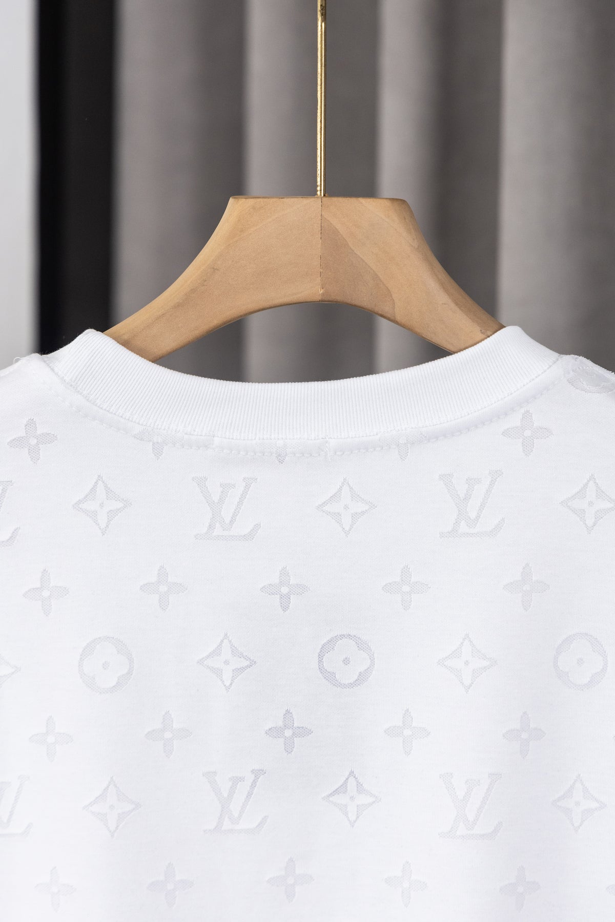 36PE132U Popular T-shirts