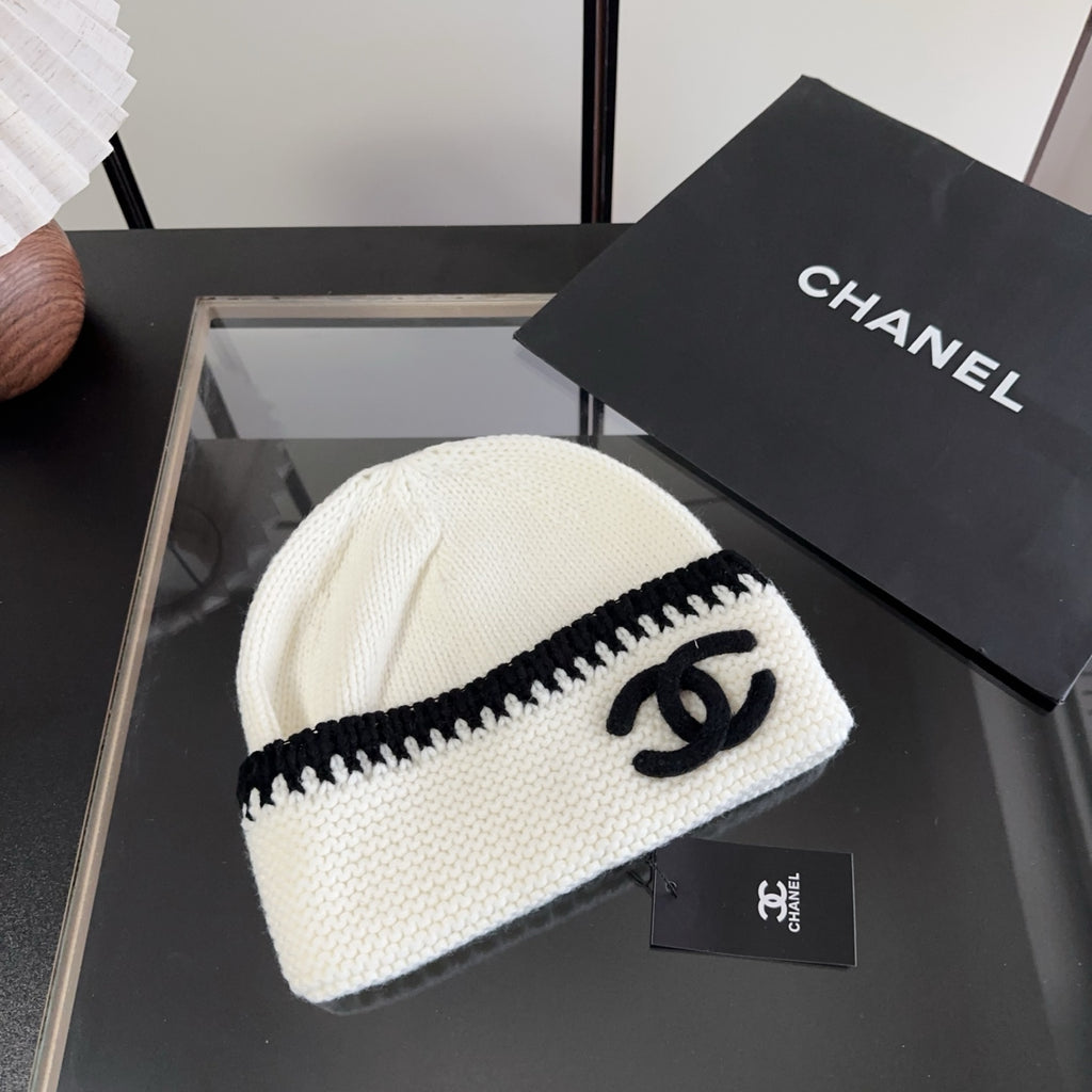 M1R86C26 Fashion hats