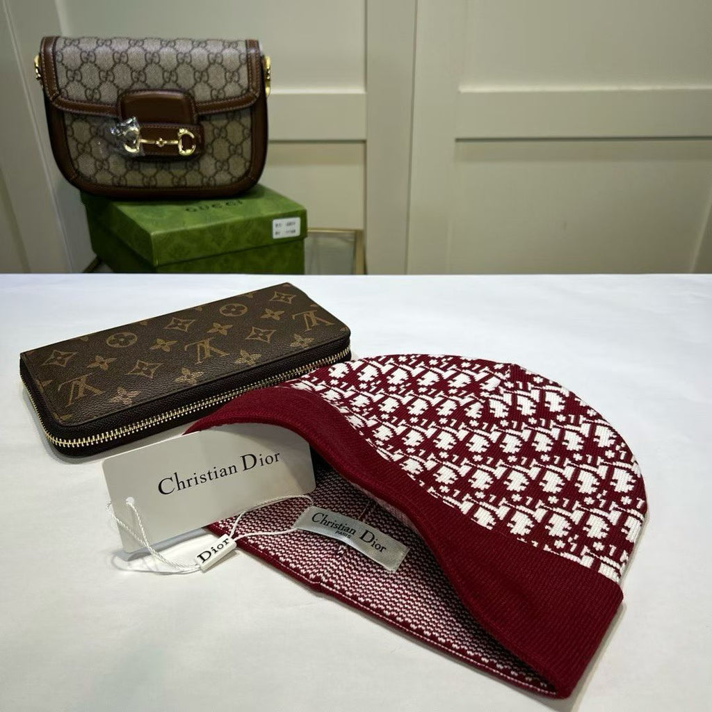 M1R86D49 Fashion hats