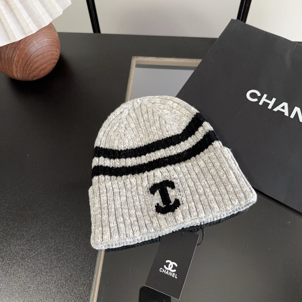 M1R86C24 Fashion hats