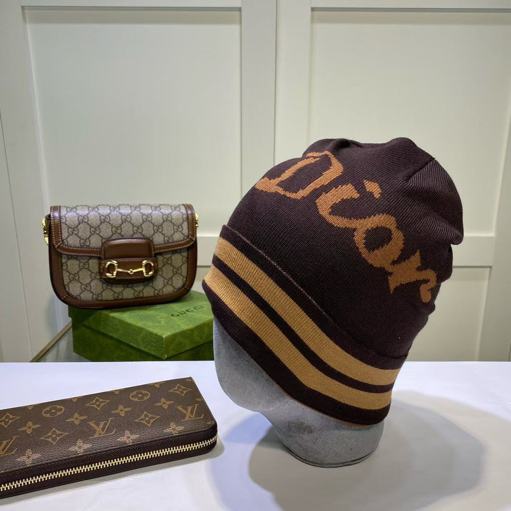 M1R86D59 Fashion hats