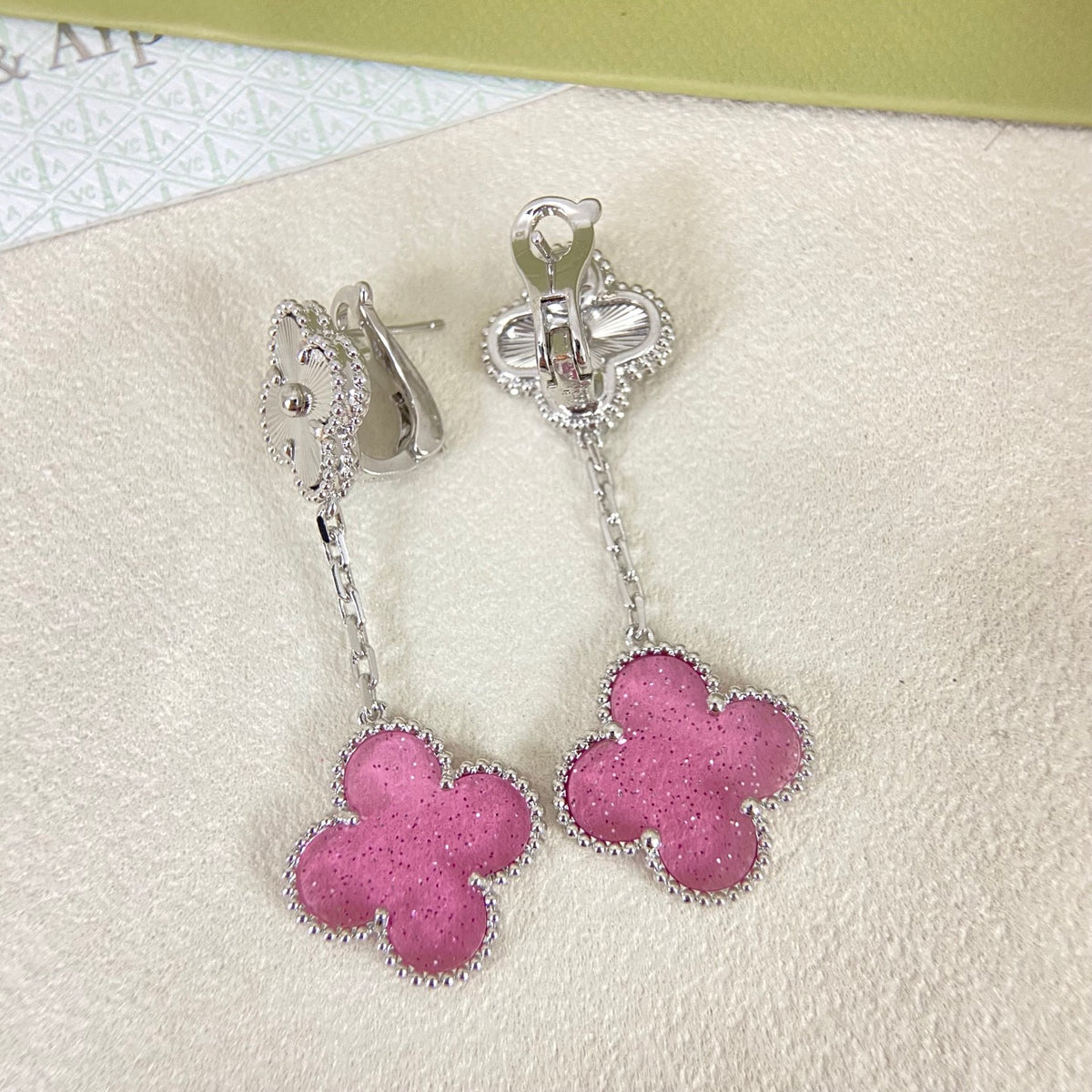 X5R96VA1X Popular Necklaces . Bracelets. Earrings