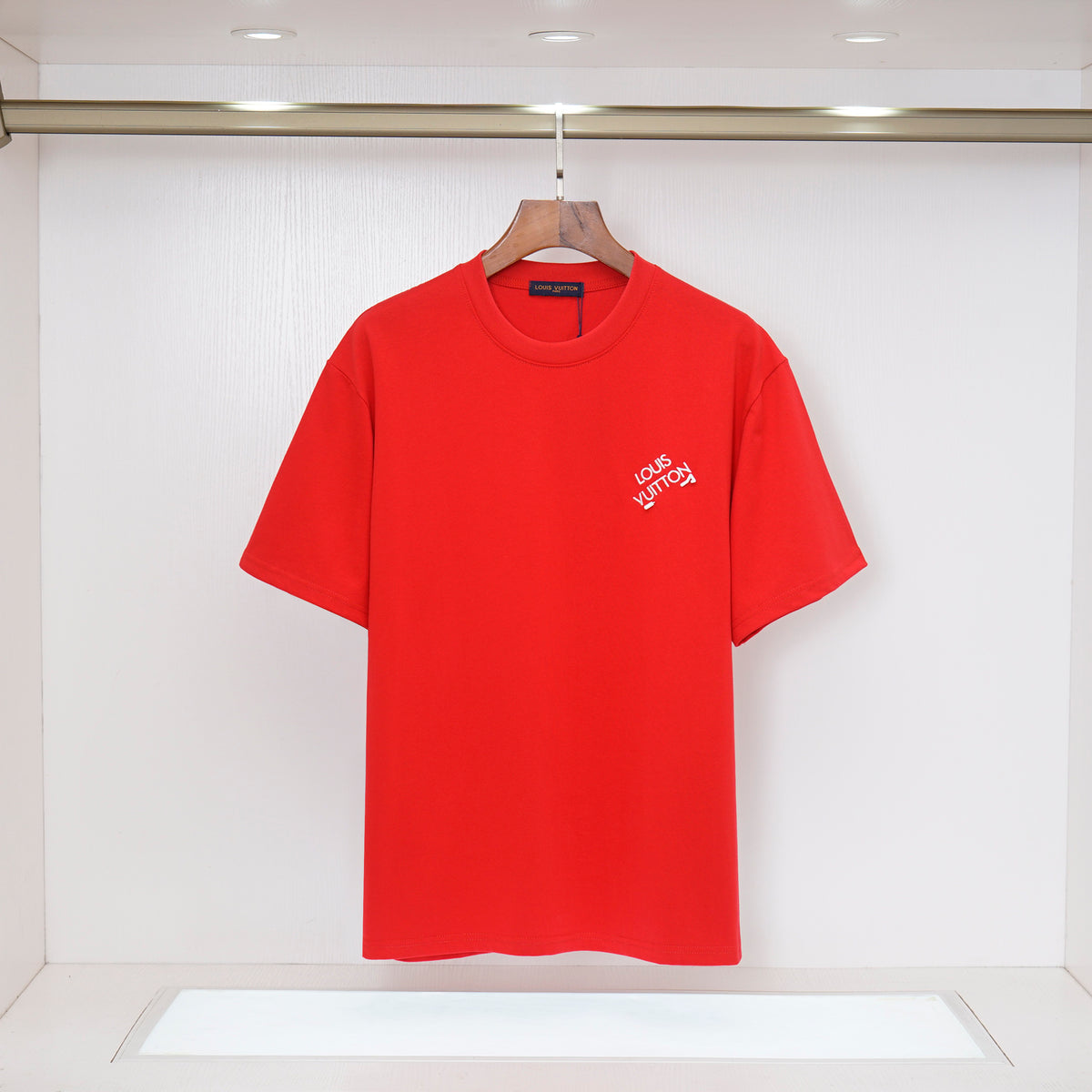 U1R76E25 Popular T-shirts