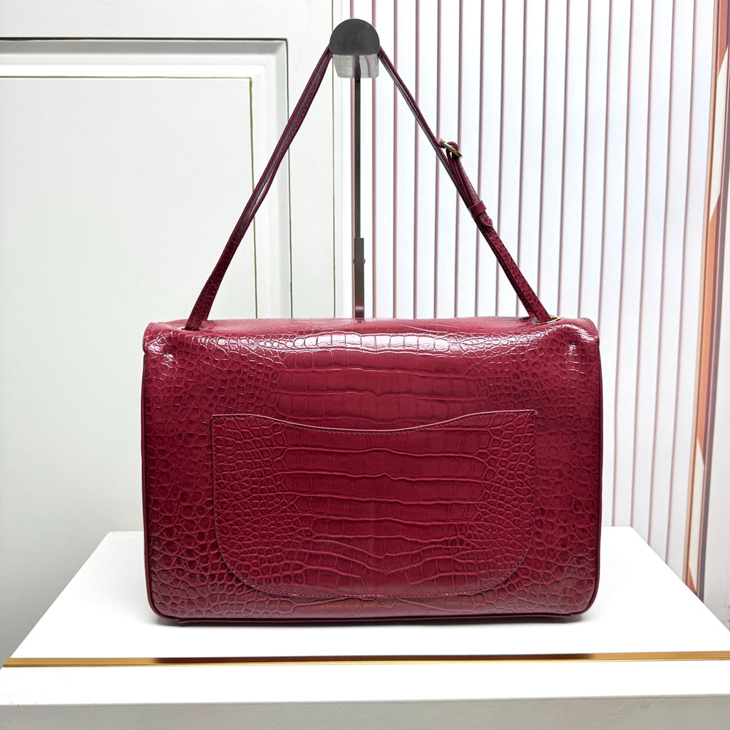 B1N96C37 Popular leather bag