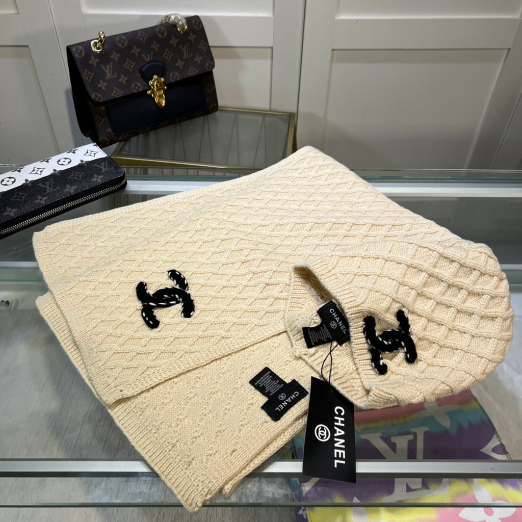M1R96C11 Fashion Hat and scarf set
