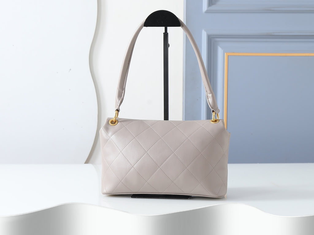 B1R76C28 Fashion leather bag