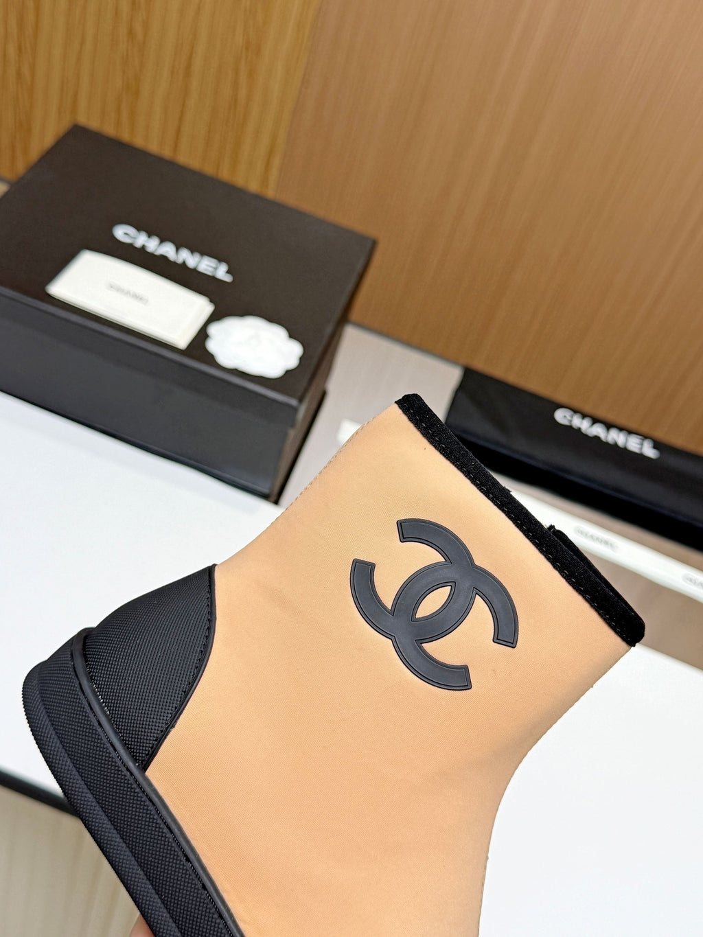 Z2P96C10 Fashion high-quality shoes