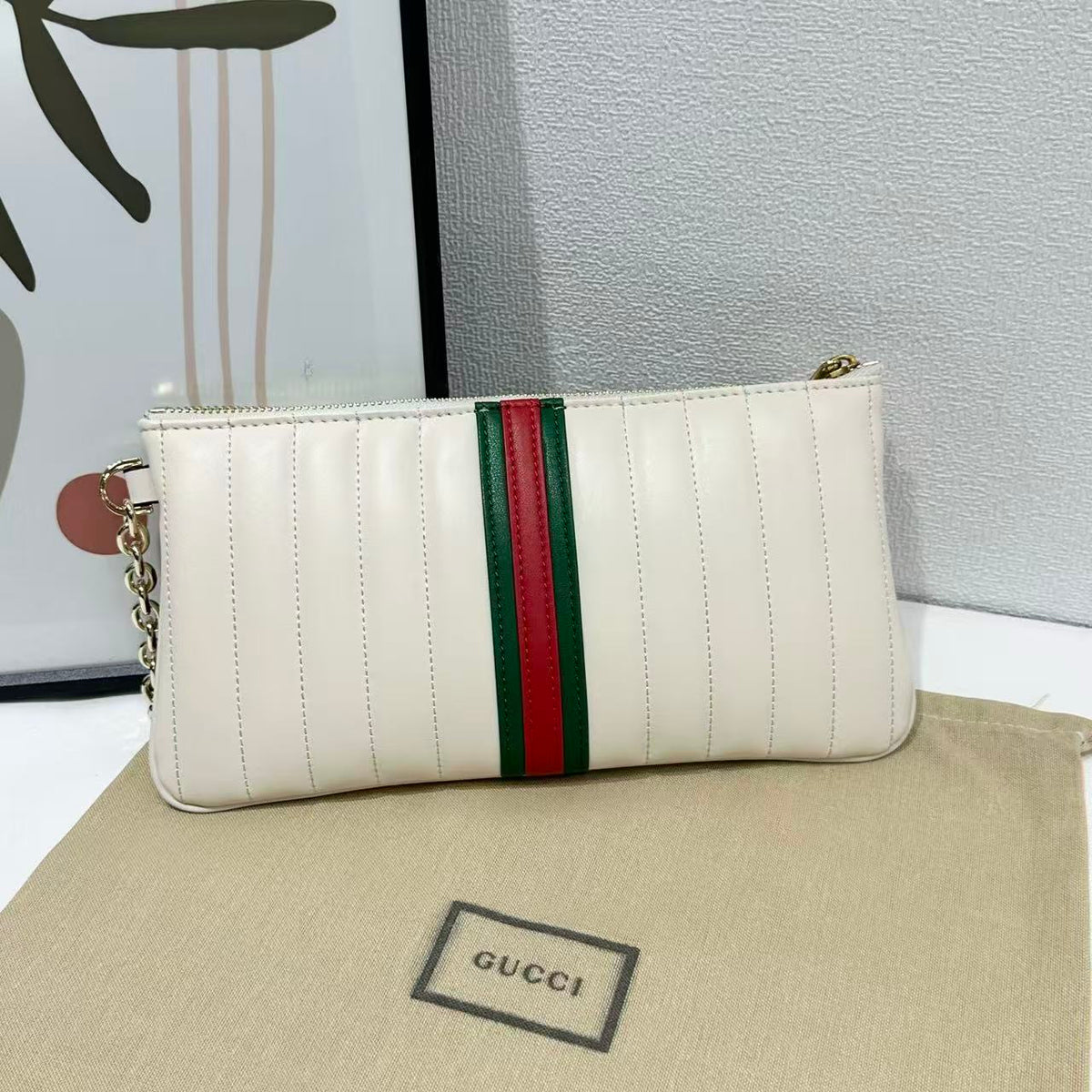 B1N96U33 Popular leather bag