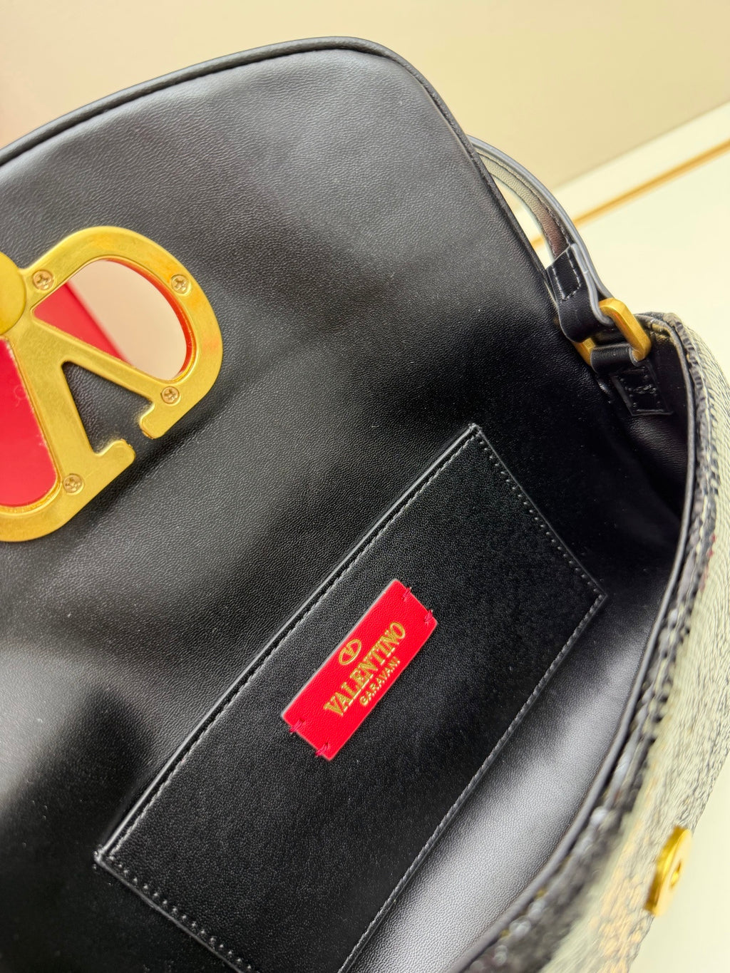 B1R76VL26 Fashion bag