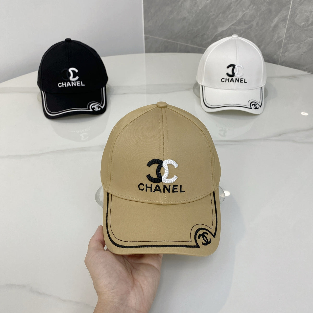M1R86C118 Fashion hats