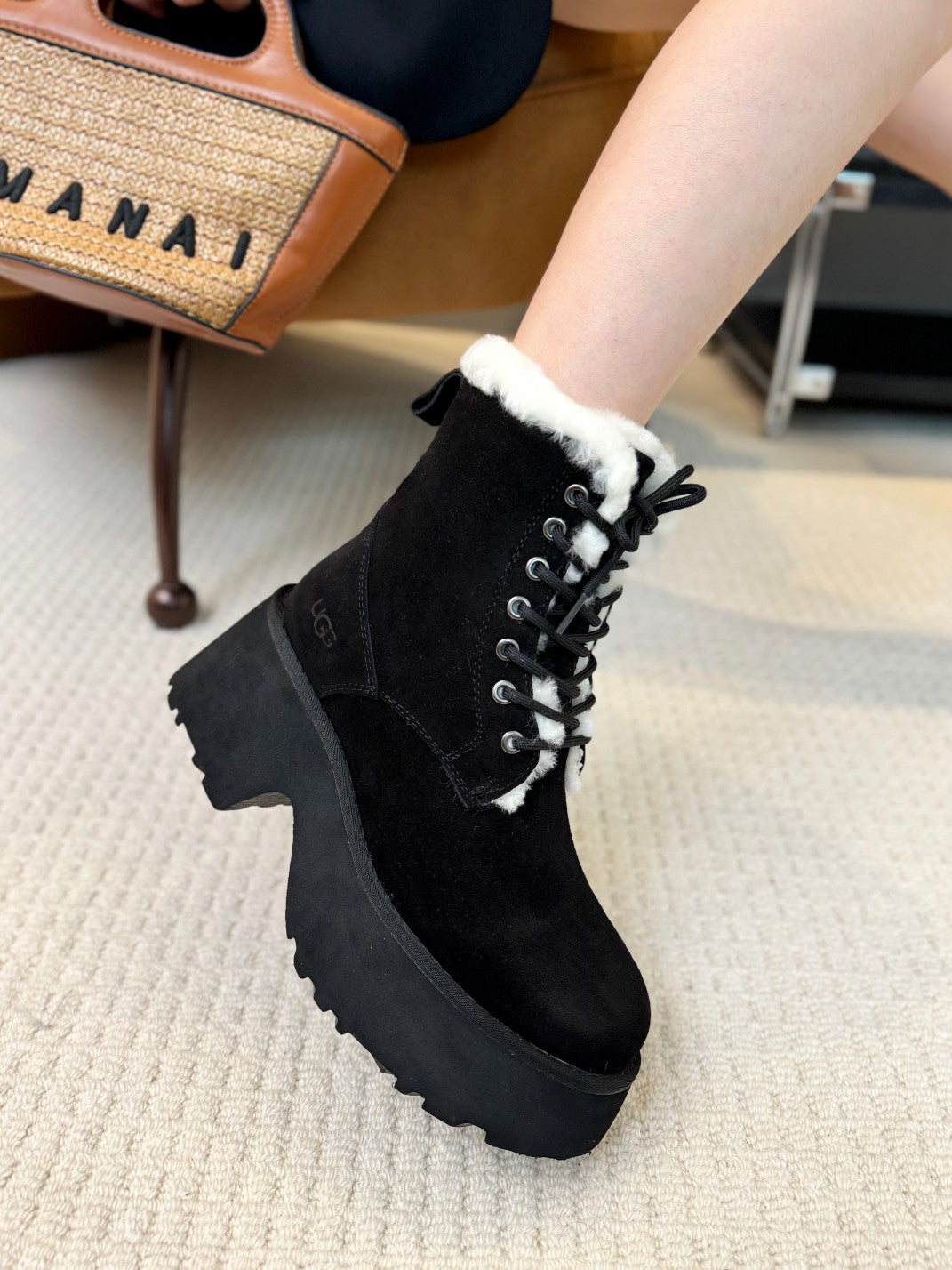 Z2P106U27 Fashion high-quality Boots