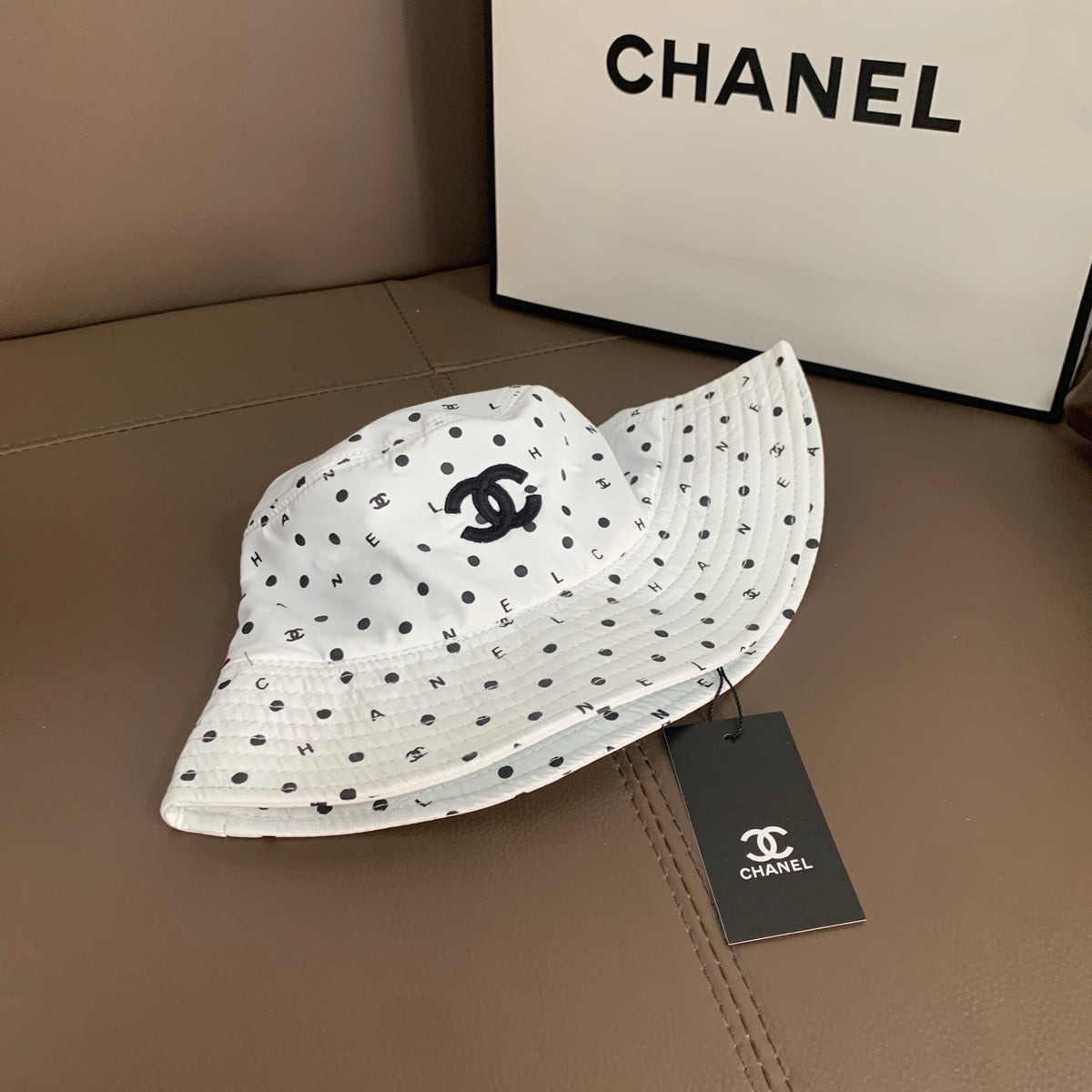 M1R96C3 Fashion hats
