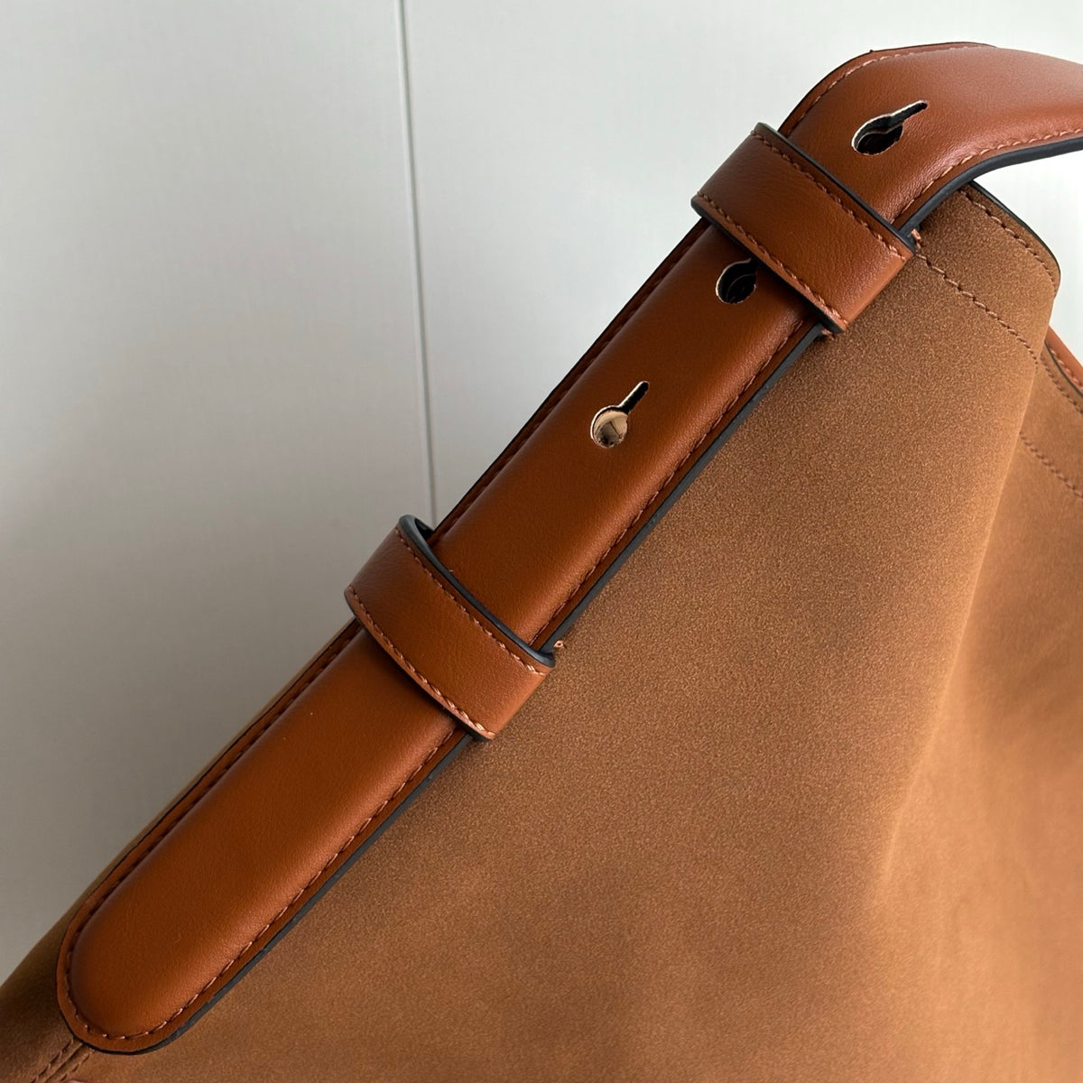 B1R96B10 Popular  leather bag