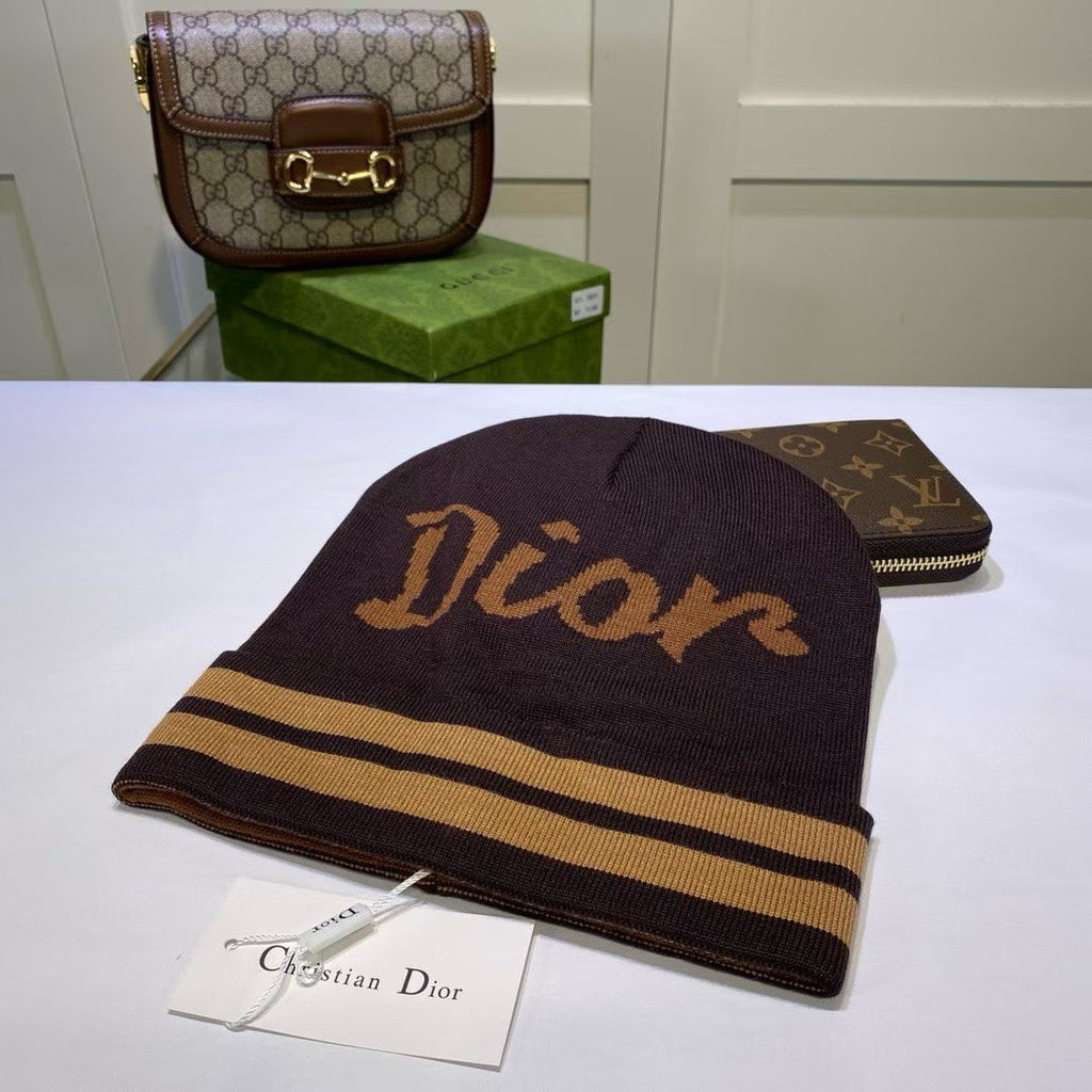 M1R86D59 Fashion hats