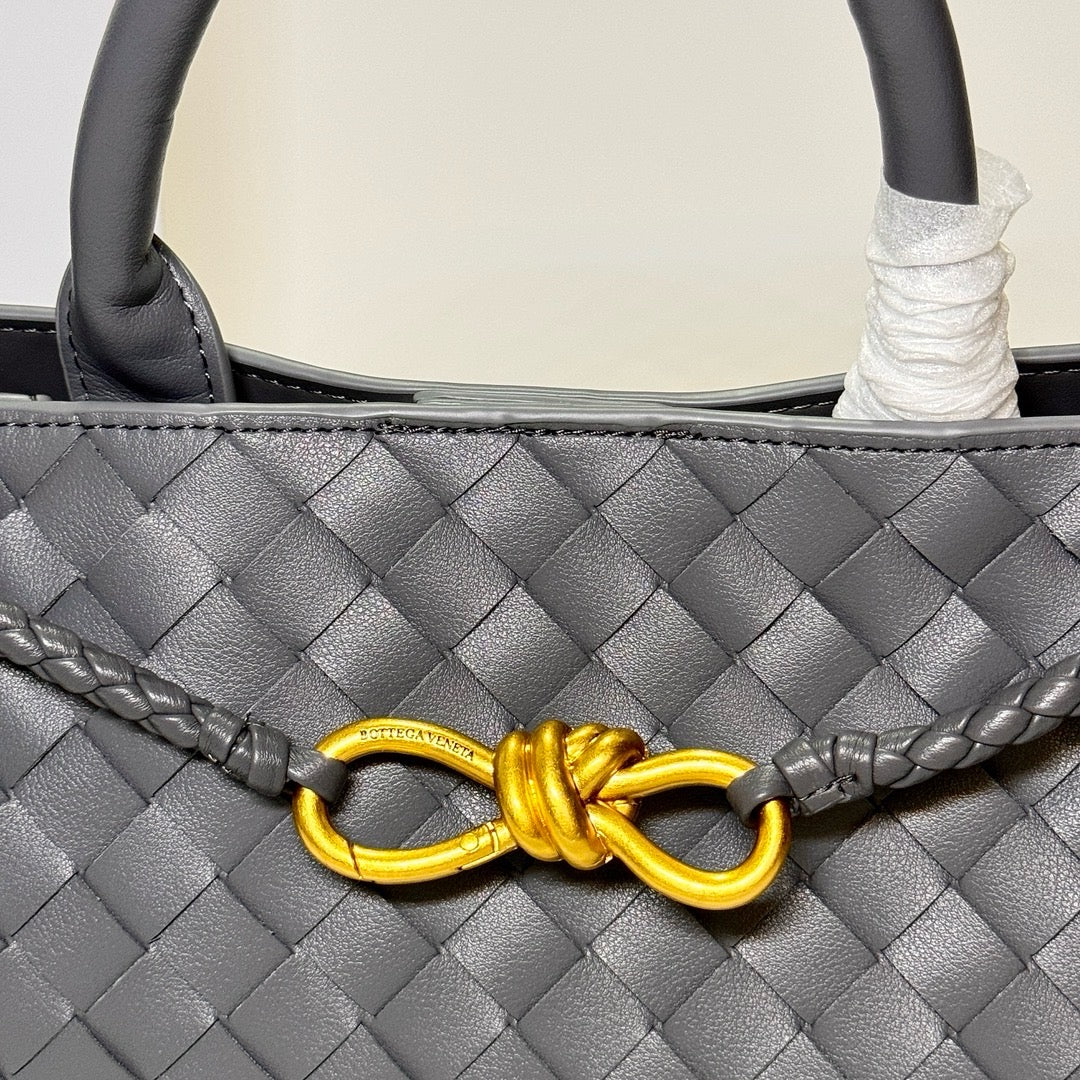 B1X66A35 Fashion high-quality leather bag