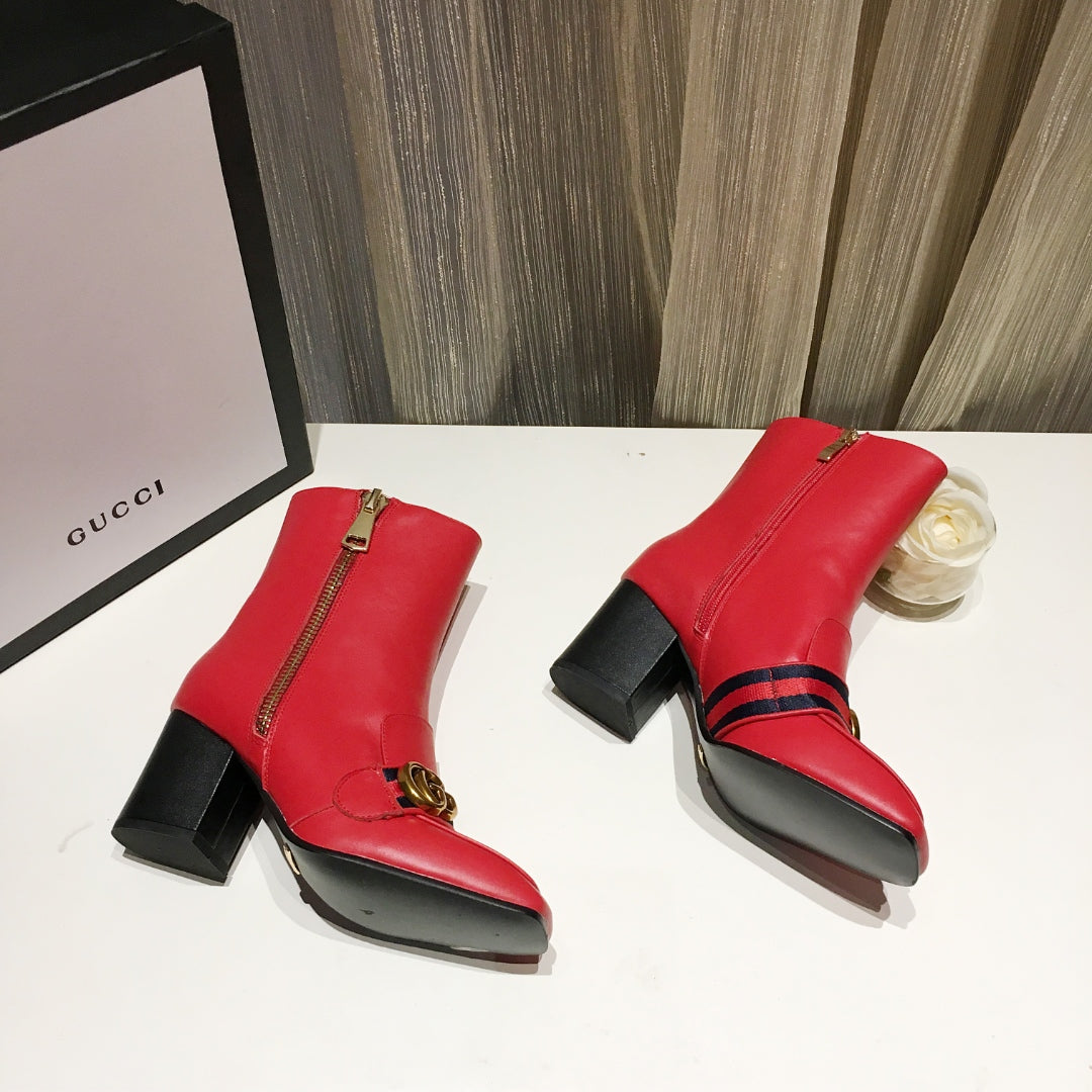 Z2P96B24 Fashion high-quality shoes