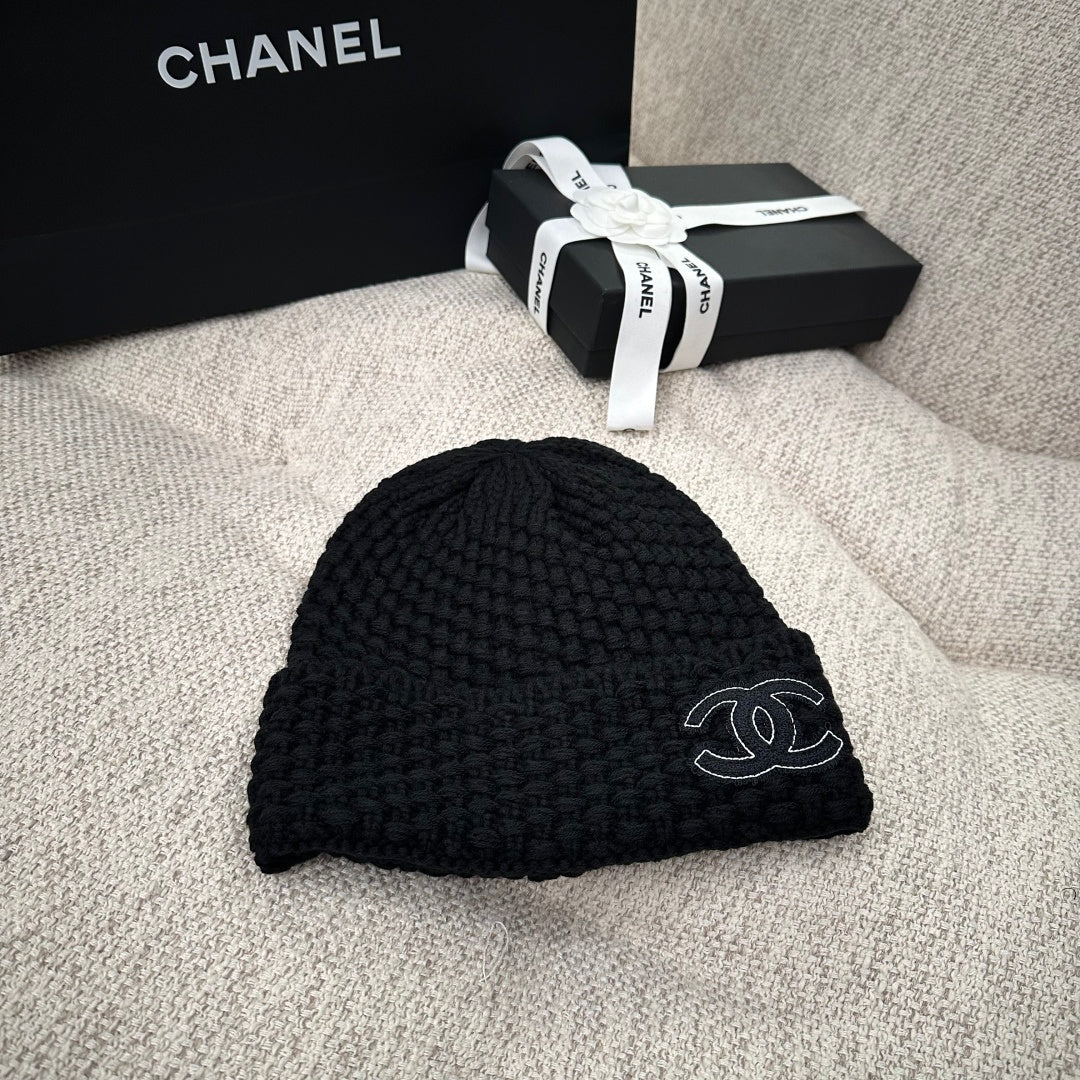 M1R86C8 Fashion hats