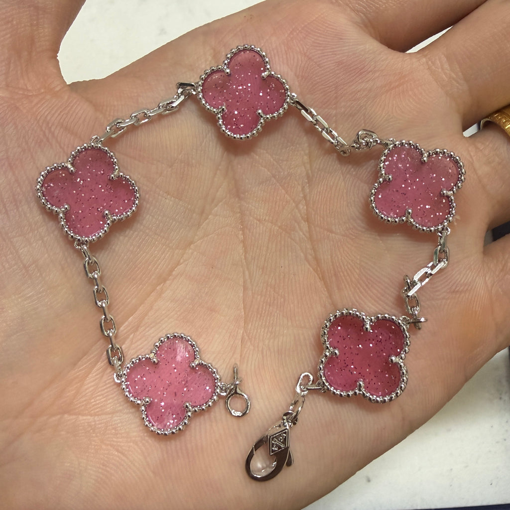X5R96VA1X Popular Necklaces . Bracelets. Earrings