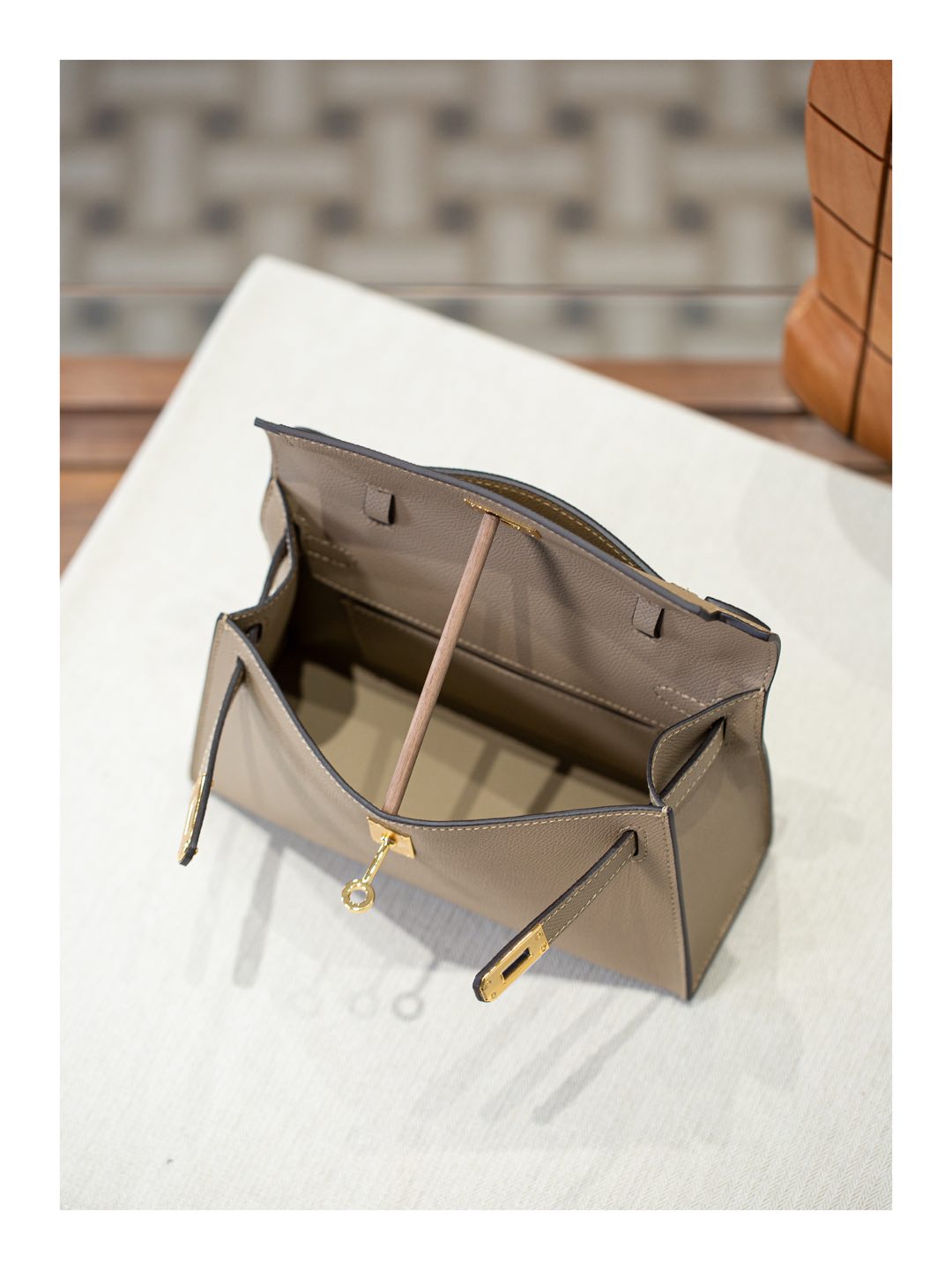 B1R66A6 Fashion leather bag