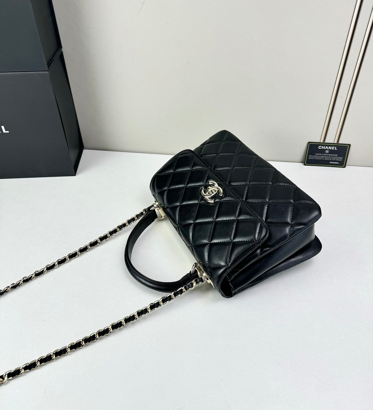 B1X76C8 Fashion leather bag