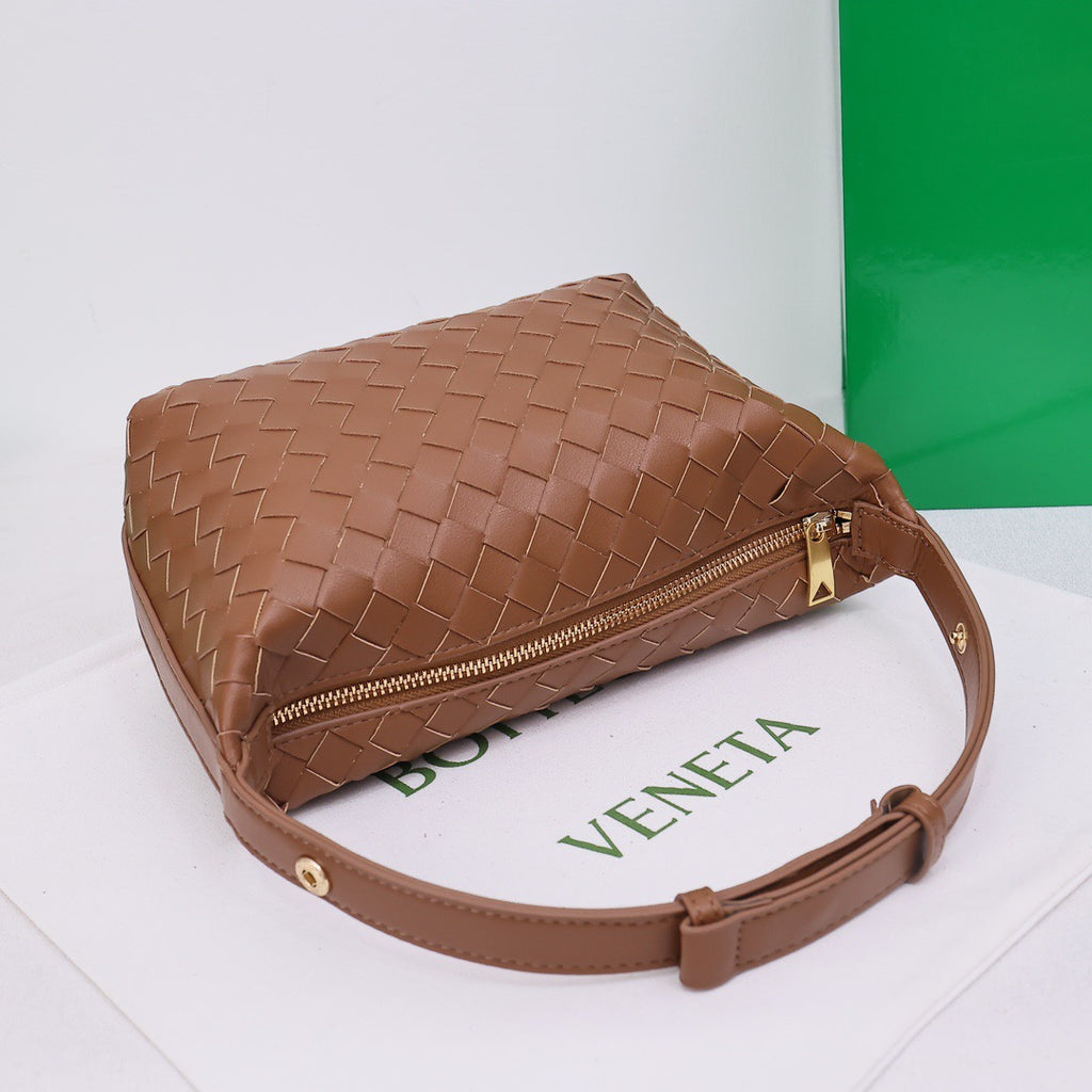 B1X76A10 Fashion leather bag