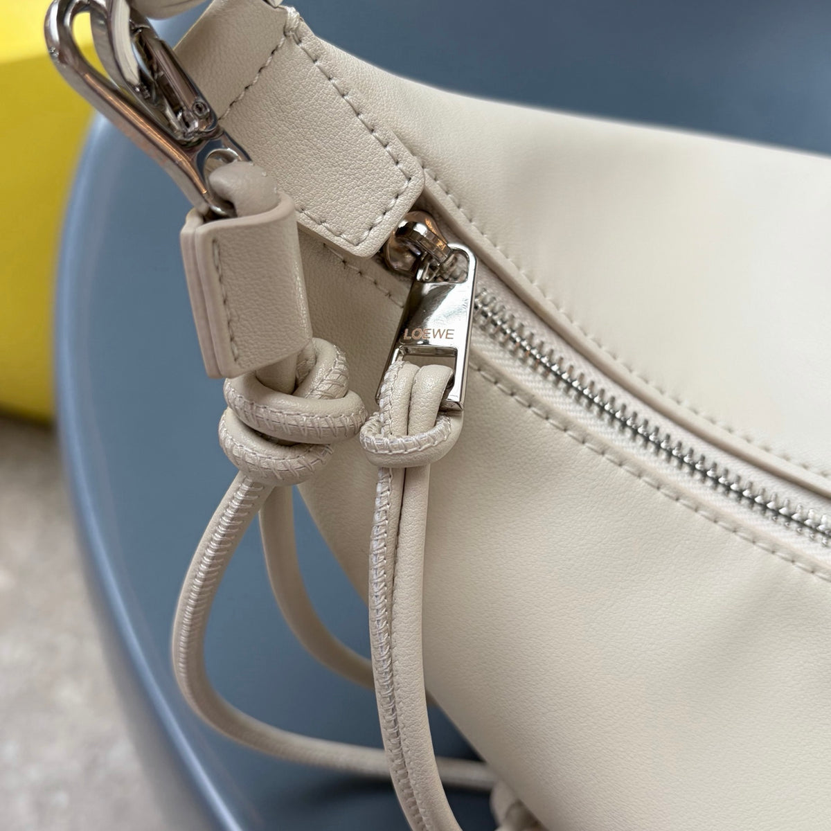 B1R66A13 Fashion leather bag
