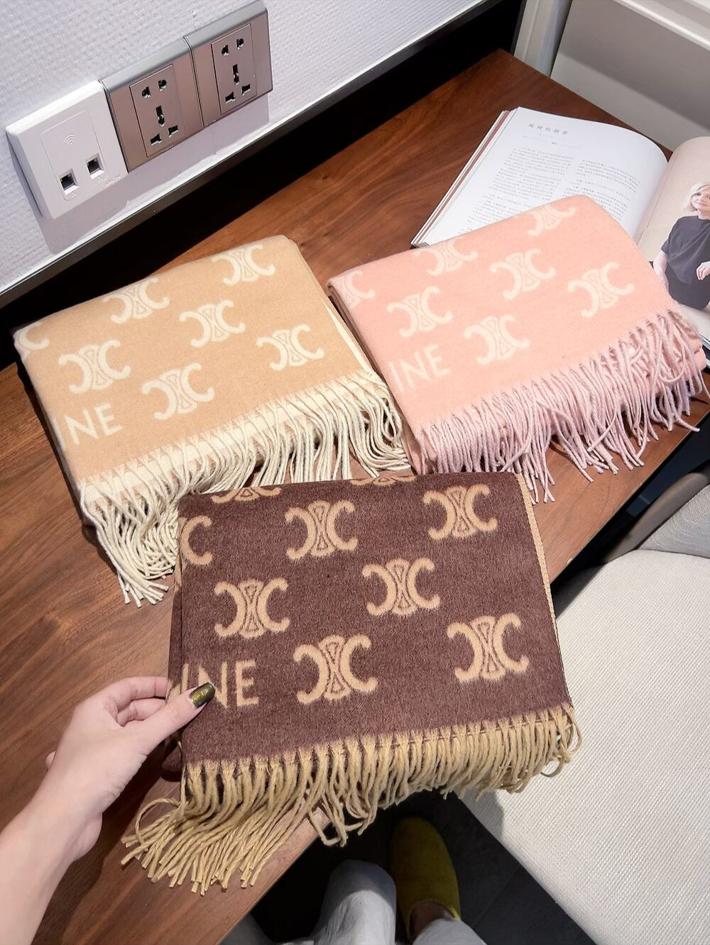 W1R96N122 Fashion Winter Scarves