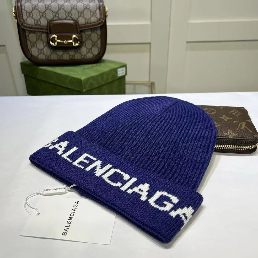 M1R86J86 Fashion hats