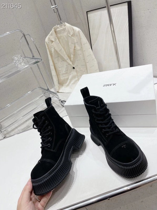 Z2P96A21 Fashion high-quality shoes