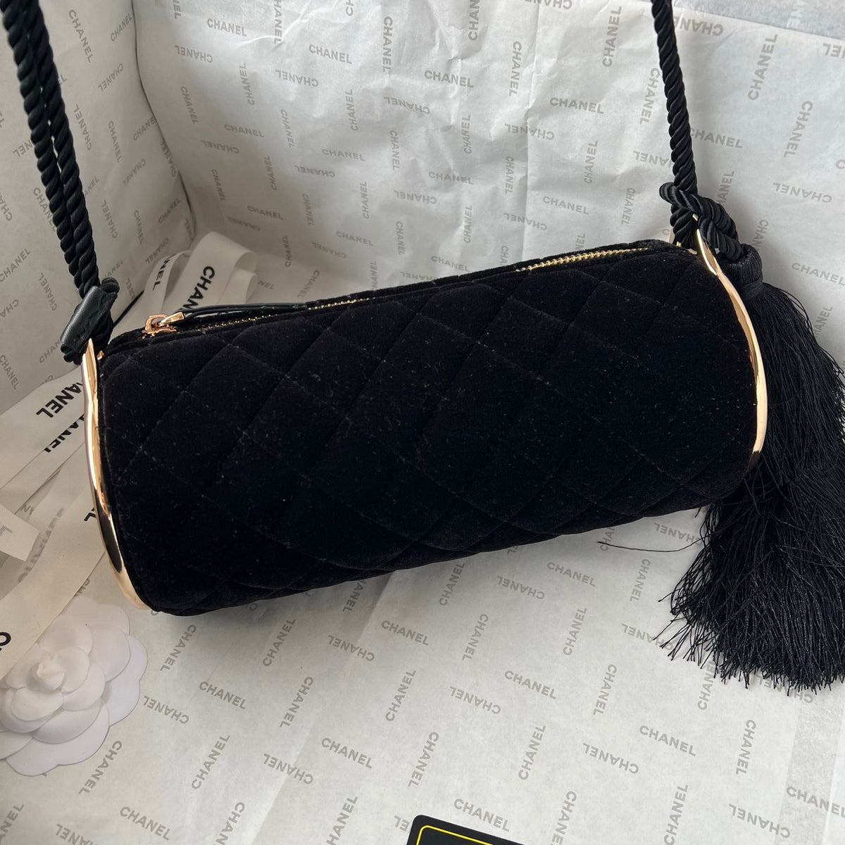 B1N96C19  Popular bag