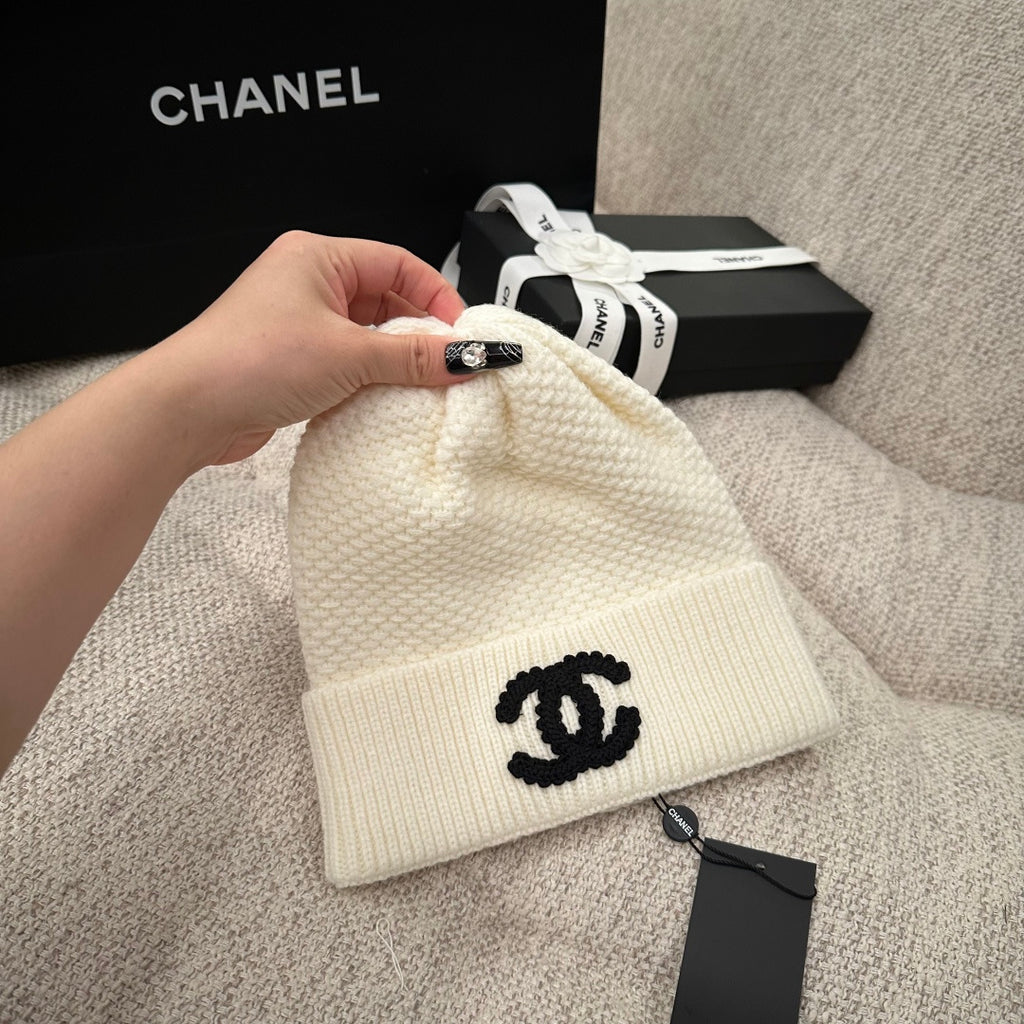 M1R86C17 Fashion hats
