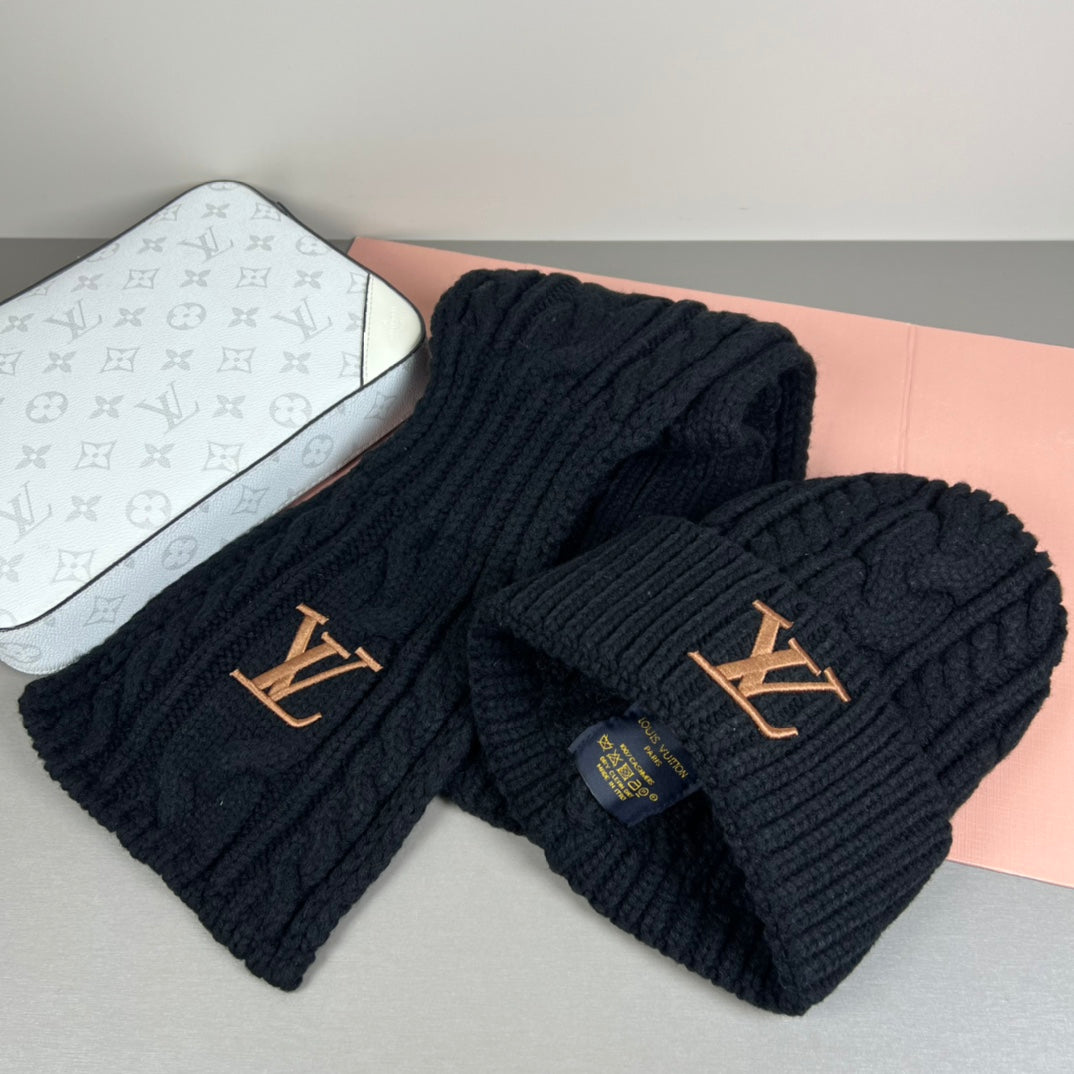M1R96E10 Fashion Hat and scarf set