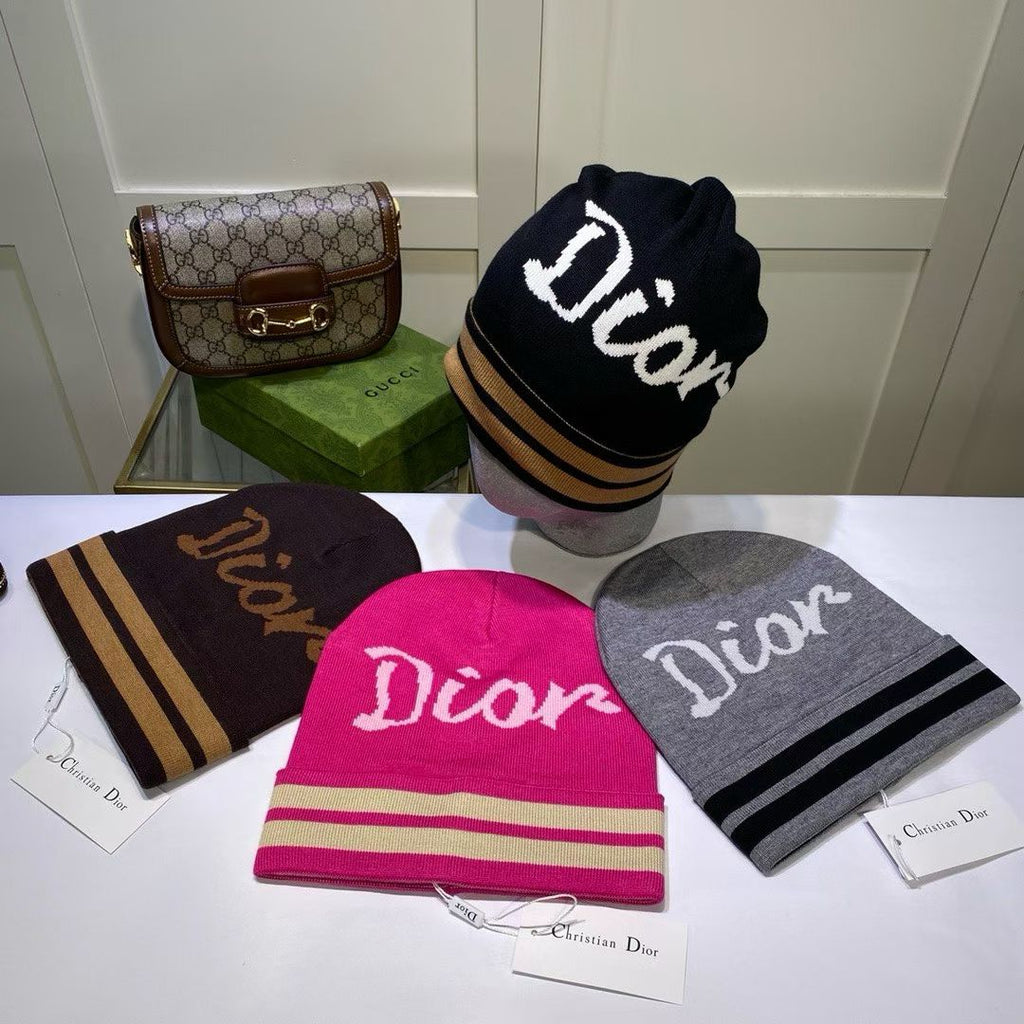 M1R86D59 Fashion hats